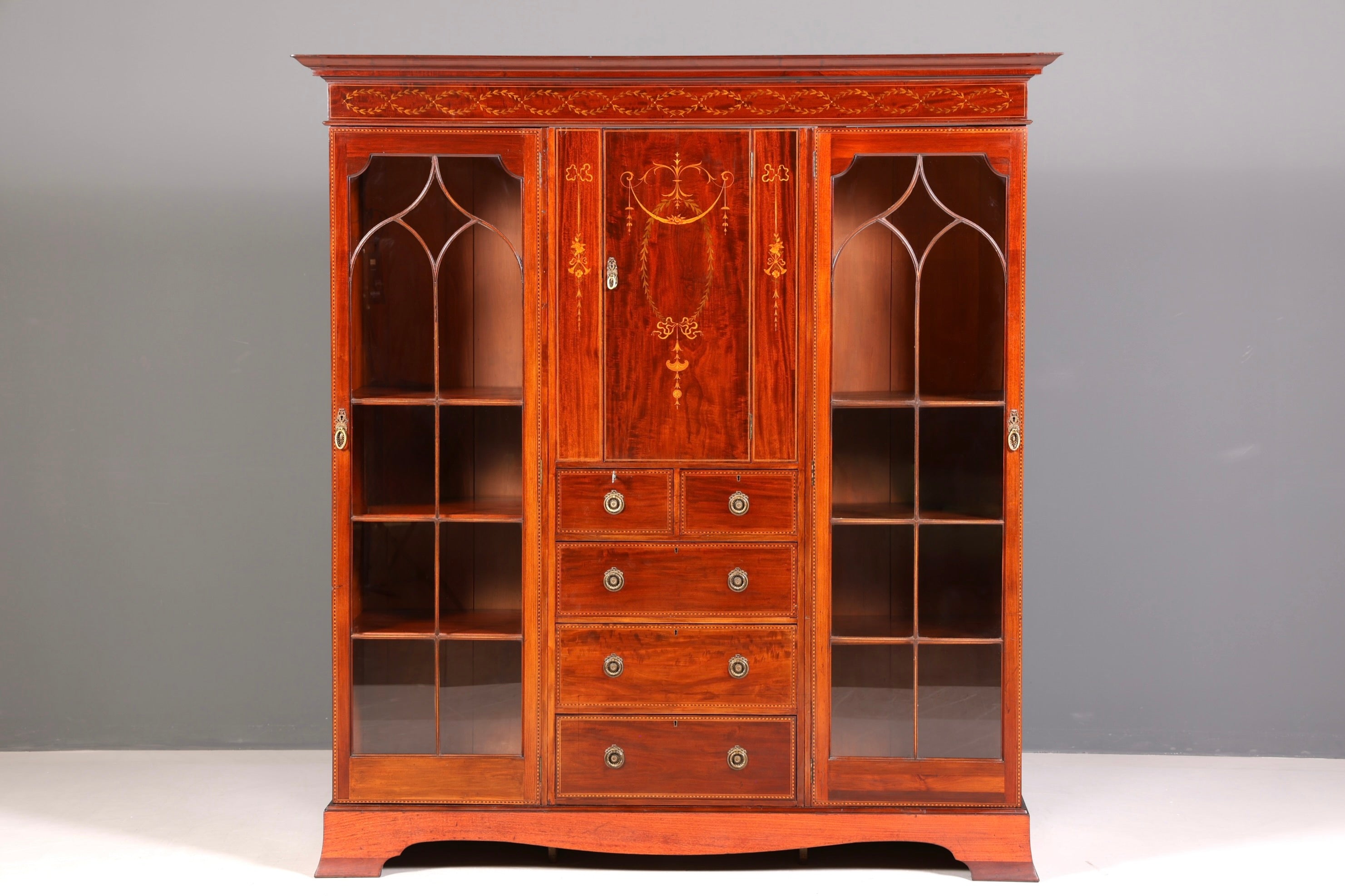 Wunderschöne Englische XXL Vitrine Bibliothek Bücherschrank UK Buffet Schrank Antik