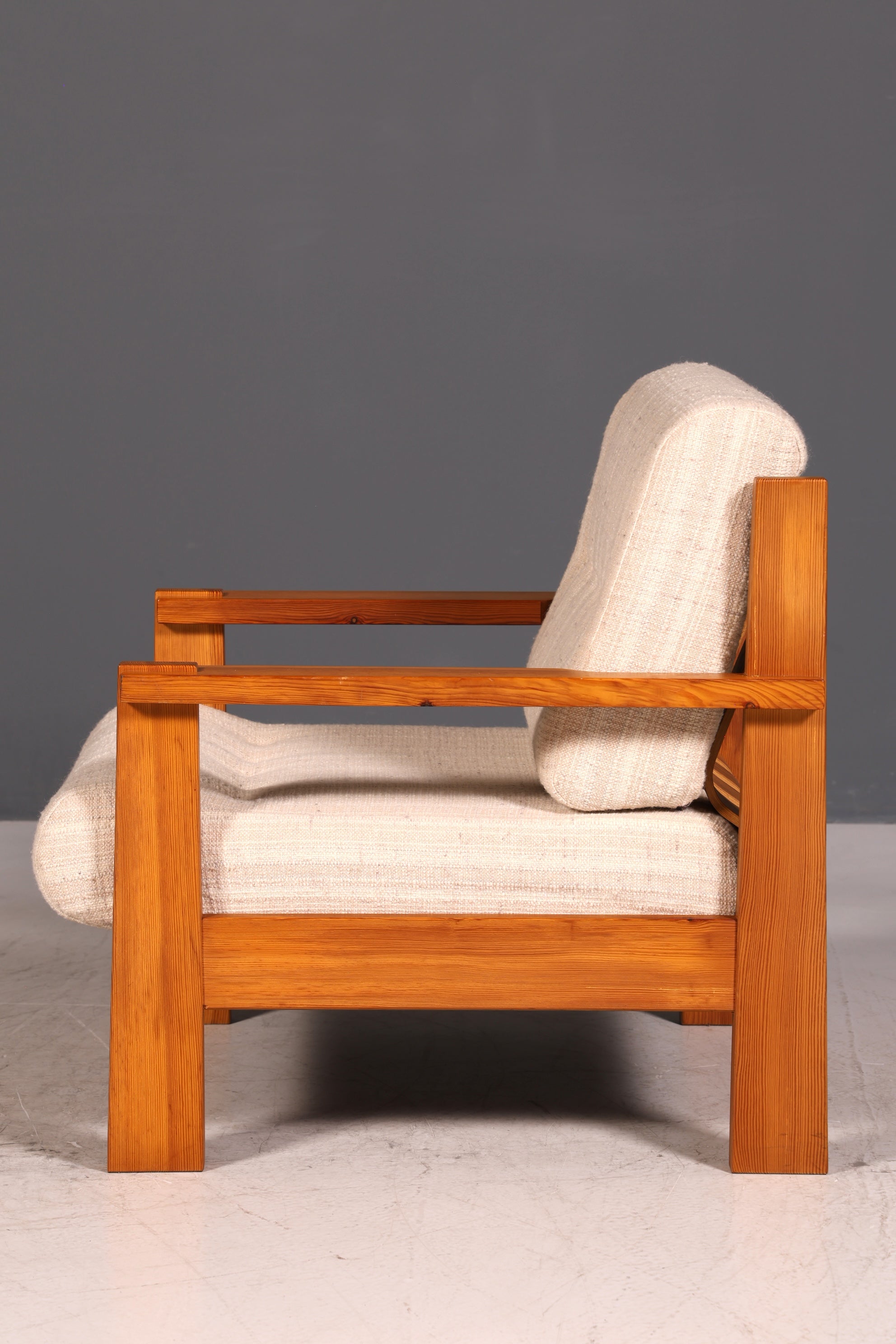Schlichter Mid Century Sessel Danish Design Armlehnsessel echt Holz Relax Sessel 1 von 2