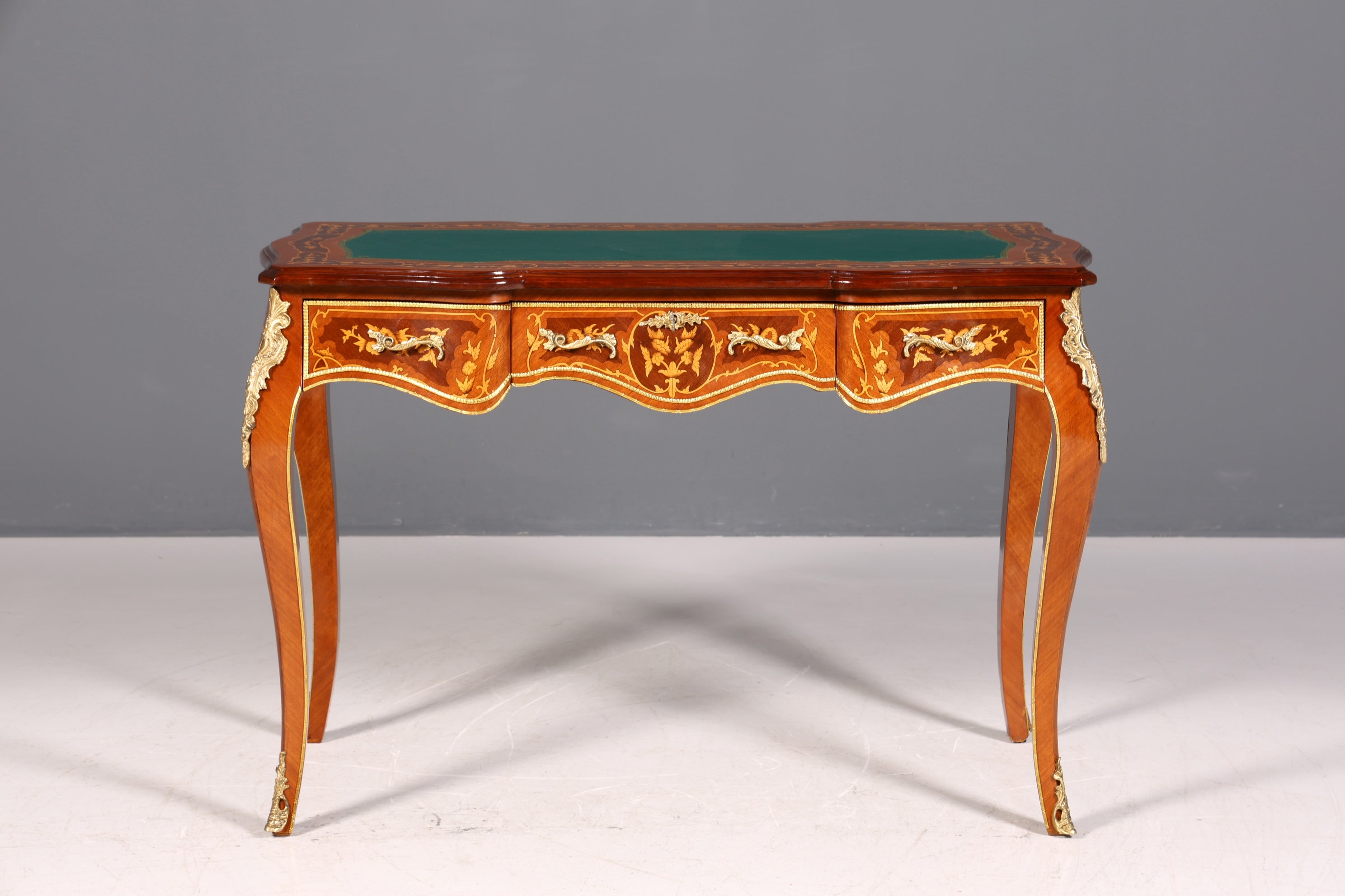 Wunderschöner Louis XV Stil Schreibtisch French Office Desk Antik Stil Bürotisch