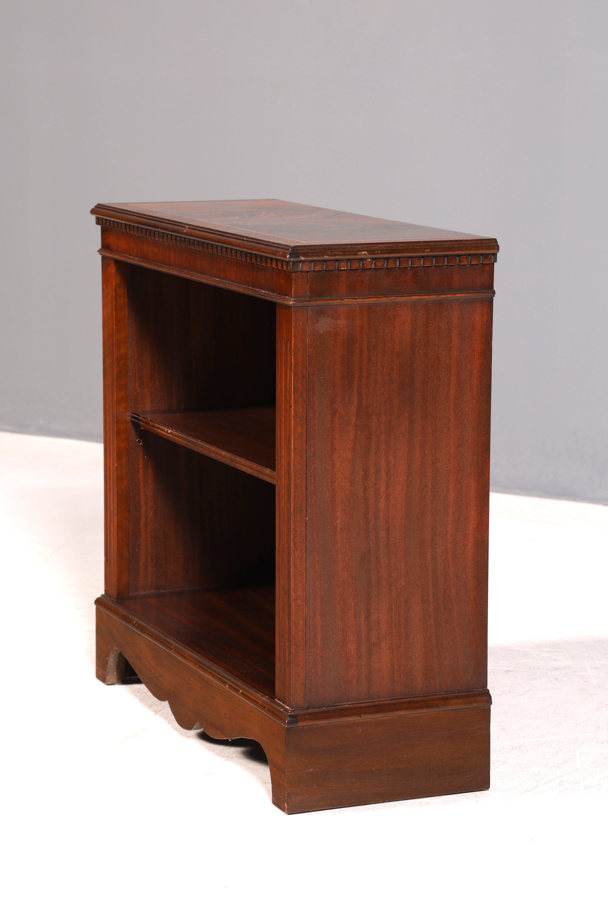 Edles Englisches Bücherregal Mahagoni Regal Antik Stil Standregal Bücherschrank Vintage