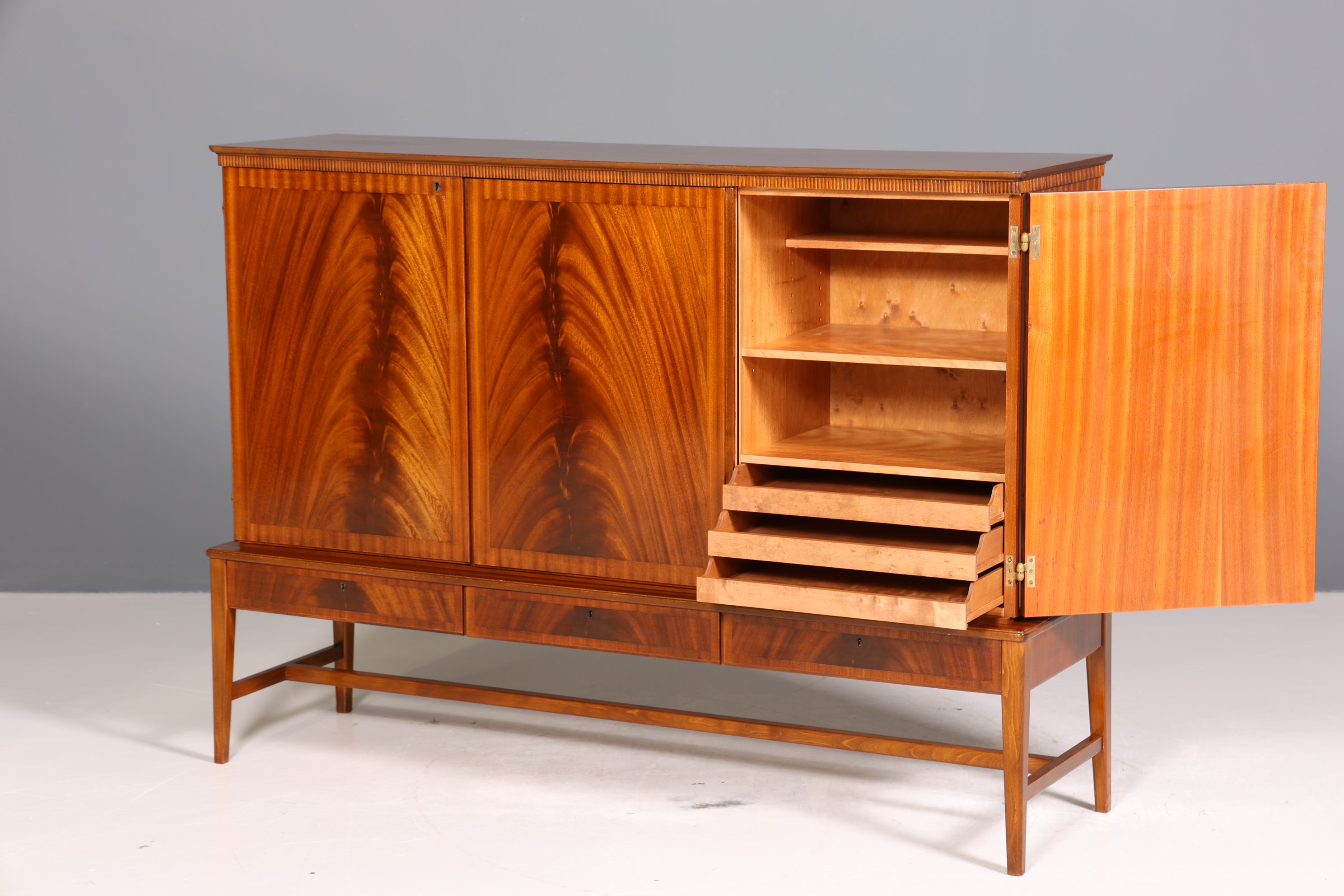 Stilvolles Mid Century Highboard Englisch Vintage Vertiko Wäsche Schrank Büro Kommode 60s