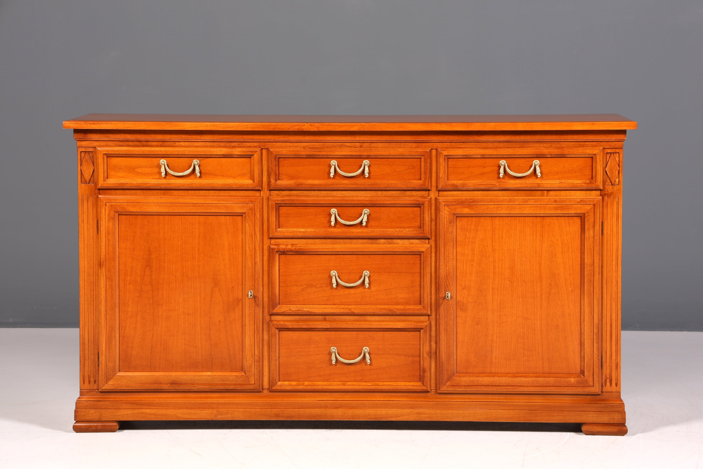 Traumhaftes Original Selva Sideboard Antik Stil Villa Borghese Schrank Kommode Buffet Anrichte