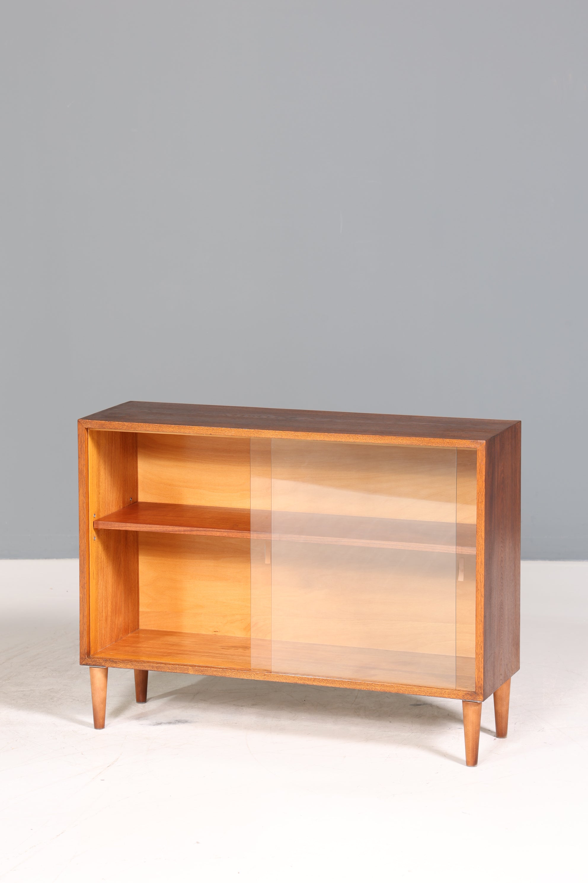 Wunderschöne Mid Century Vitrine Vintage Regal Retro Bücherregal 1 von 2