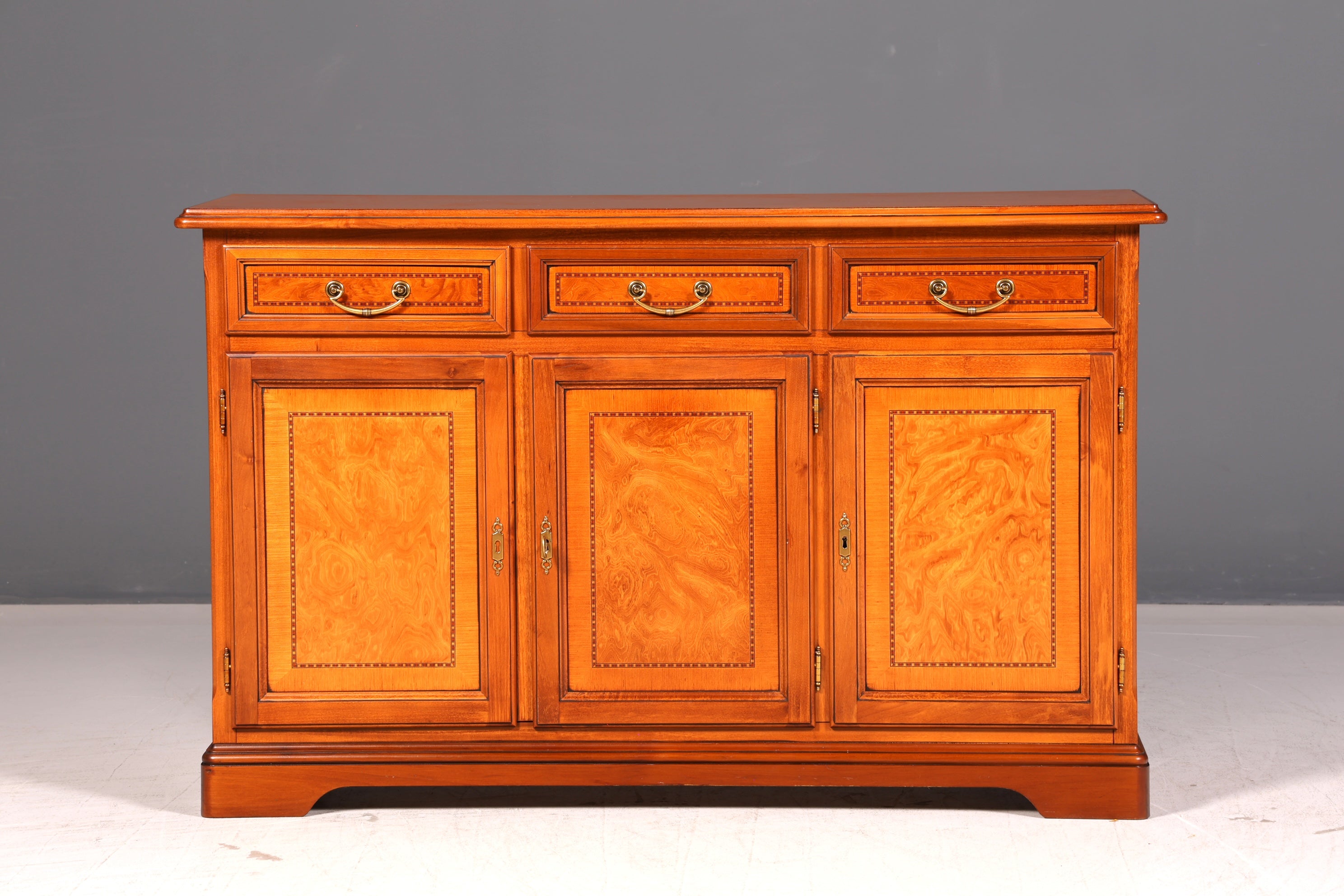 Edles Original Selva Sideboard Epoca Kirschholz Anrichte Kommode Buffet Schrank Intarsien Italienische Möbel