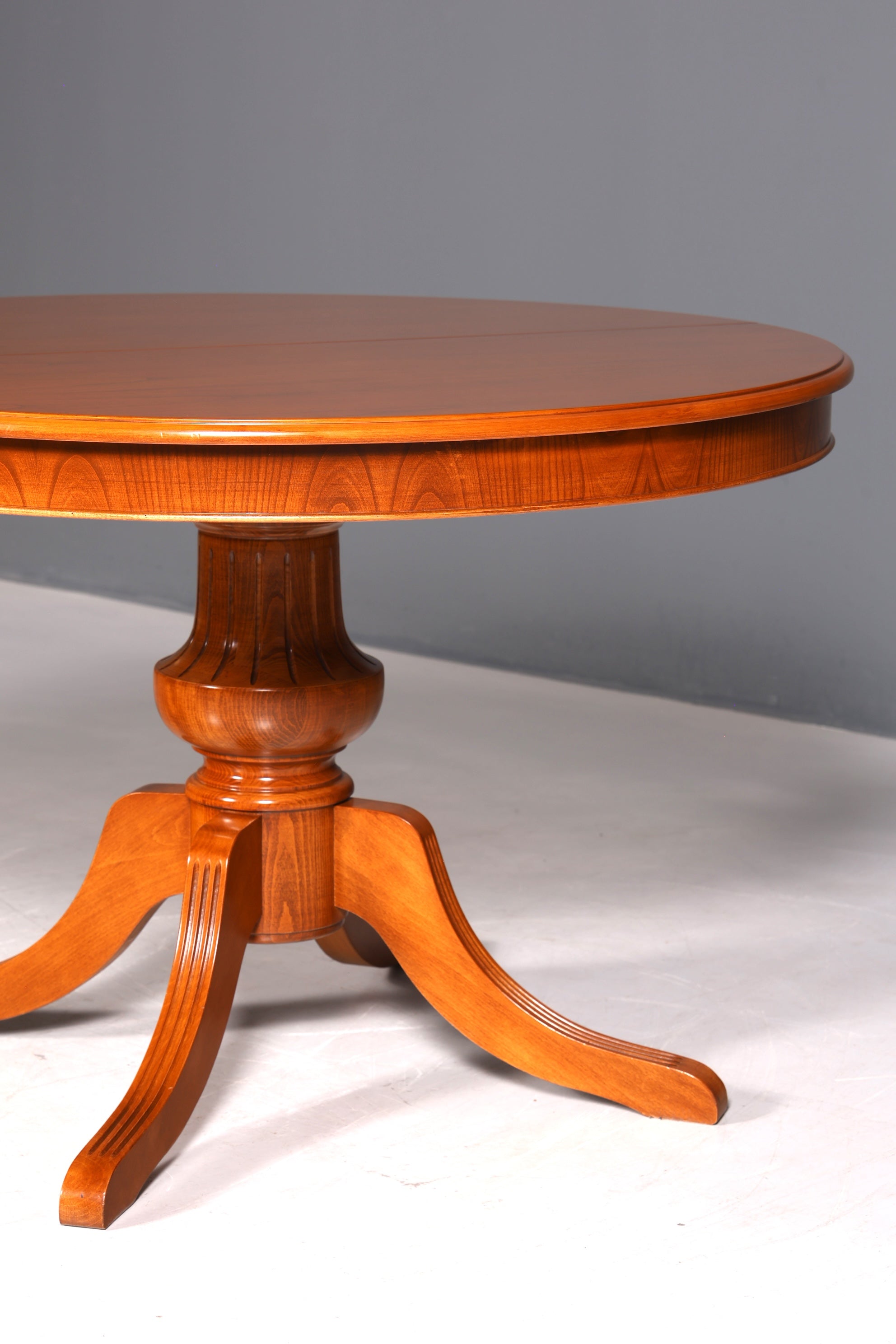 Traumhafter Original Selva Tisch Antik Stil Esstisch ausziehbarer Küchentisch