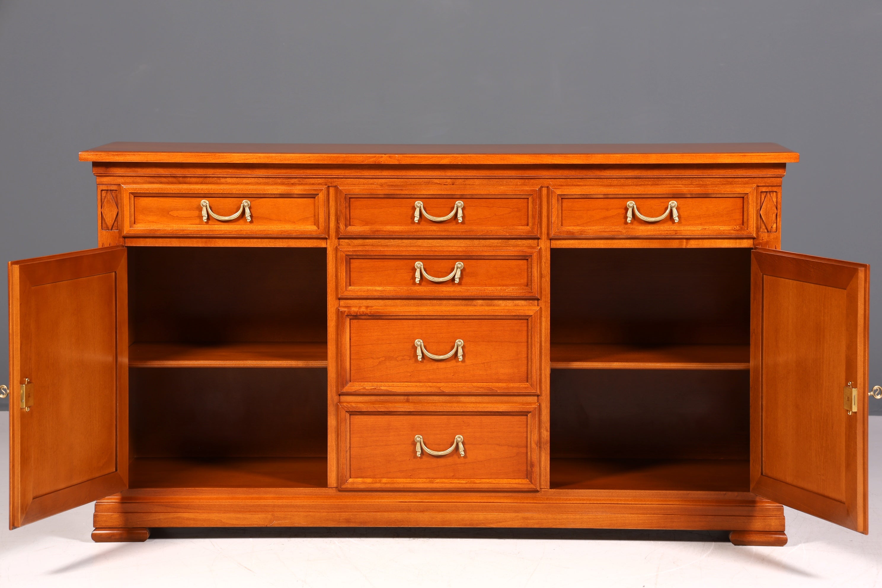 Traumhaftes Original Selva Sideboard Antik Stil Villa Borghese Schrank Kommode Buffet Anrichte