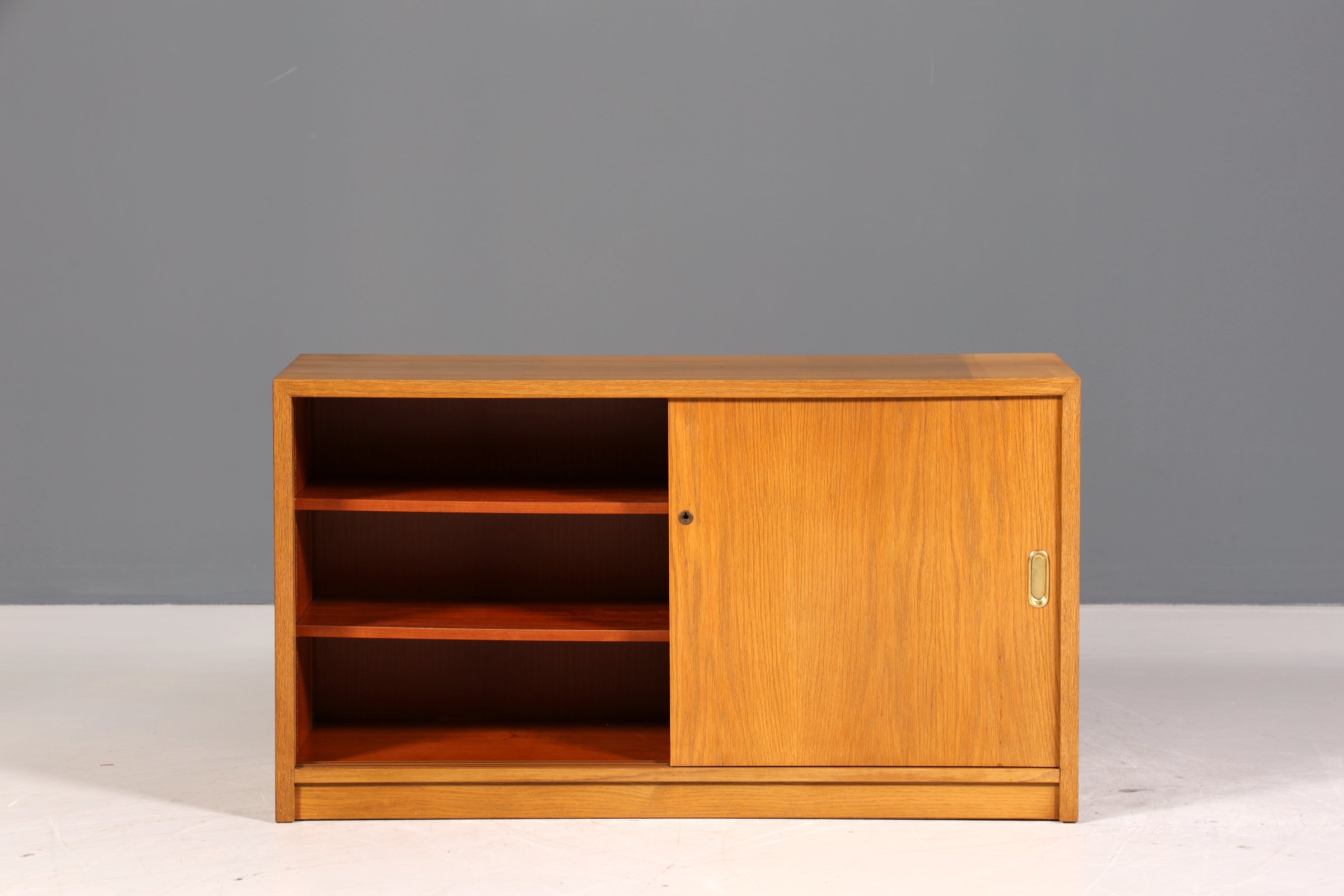 Wunderschöne Mid Century Kommode Vintage Schiebetür WB Schrank 60er Jahre 4 von 4