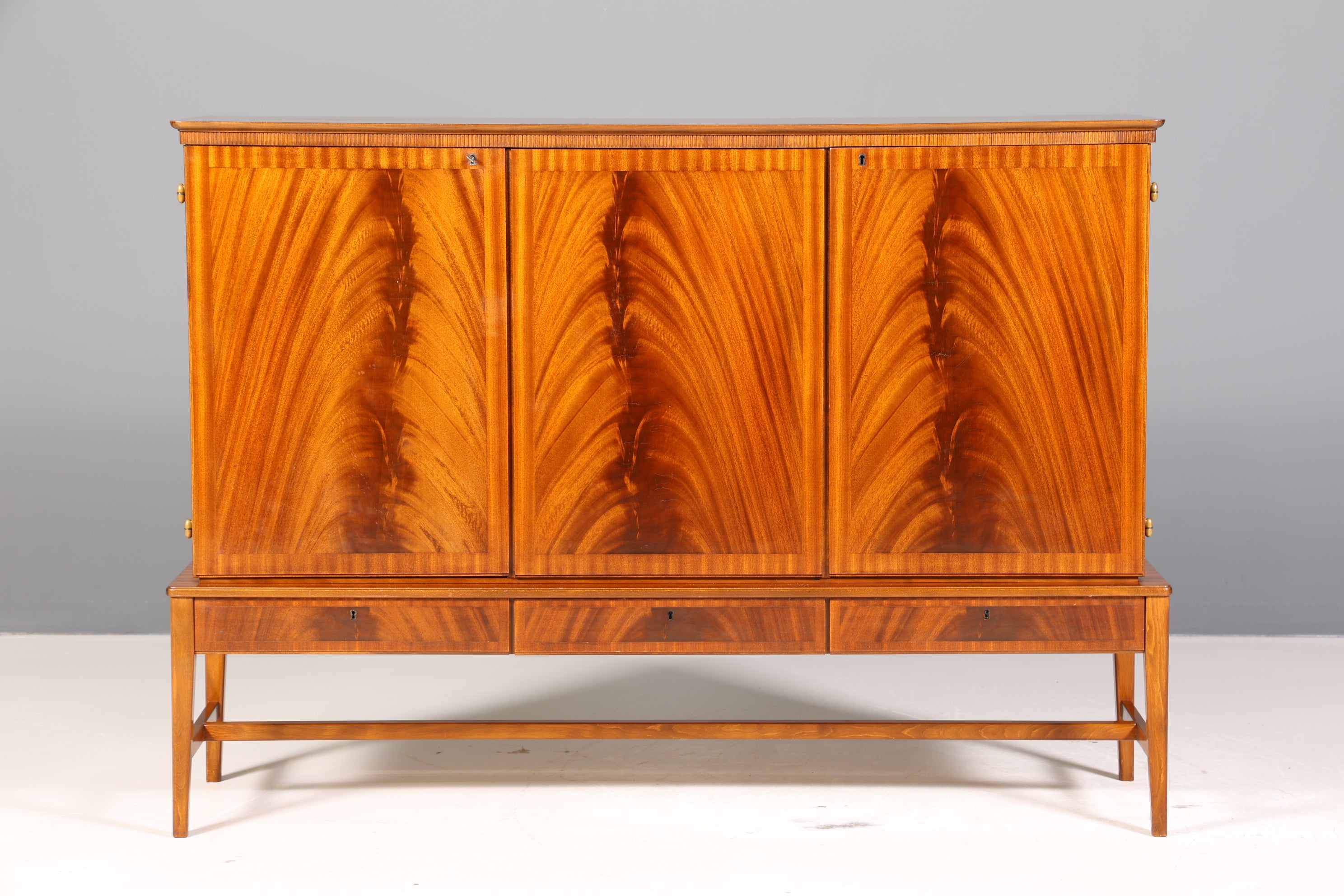 Stilvolles Mid Century Highboard Englisch Vintage Vertiko Wäsche Schrank Büro Kommode 60s