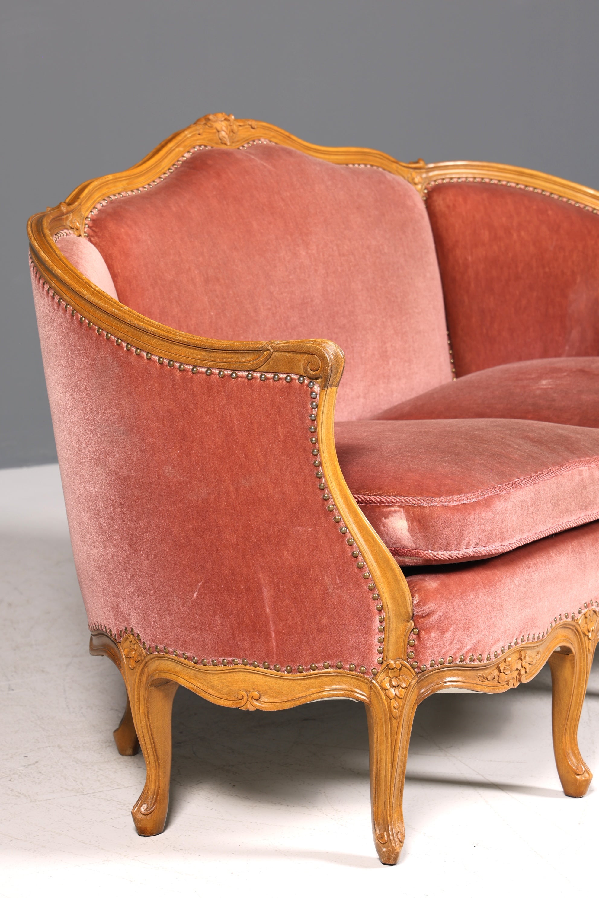 Wunderschönes Chippendale Sofa Barock Stil Couch Samt Stoff 2 Sitzer Canapé