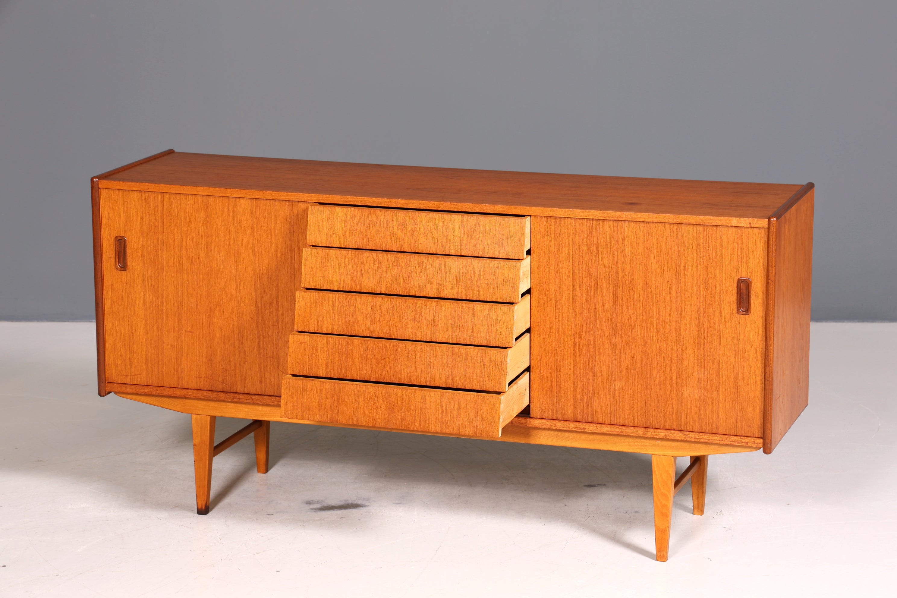Traumhaftes Mid Century Sideboard Vintage Schrank Schiebetür Kommode TV Schrank 60s
