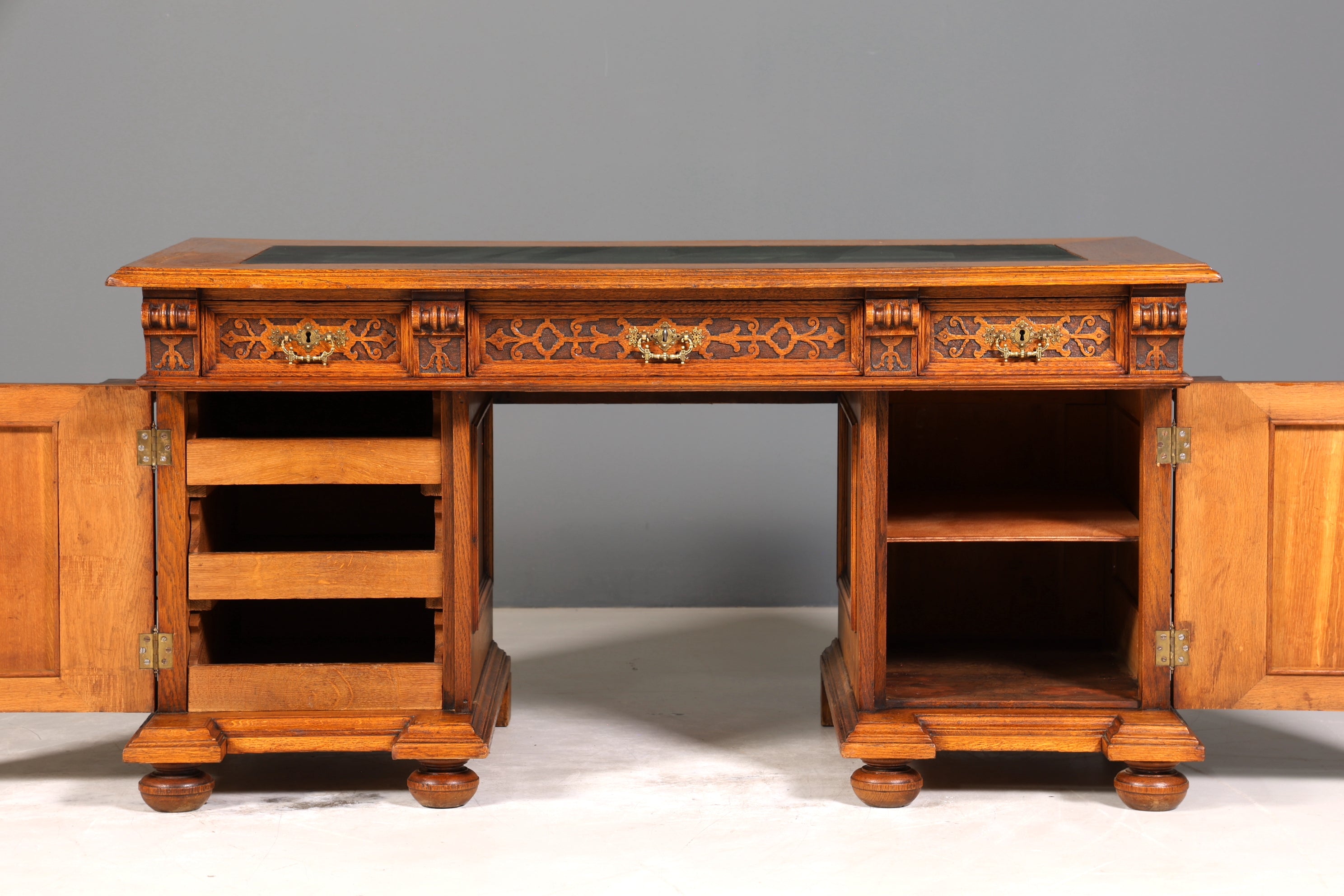 Traumhafter Gründerzeit Schreibtisch Jugendstil Bürotisch echt Holz Antik Office Desk