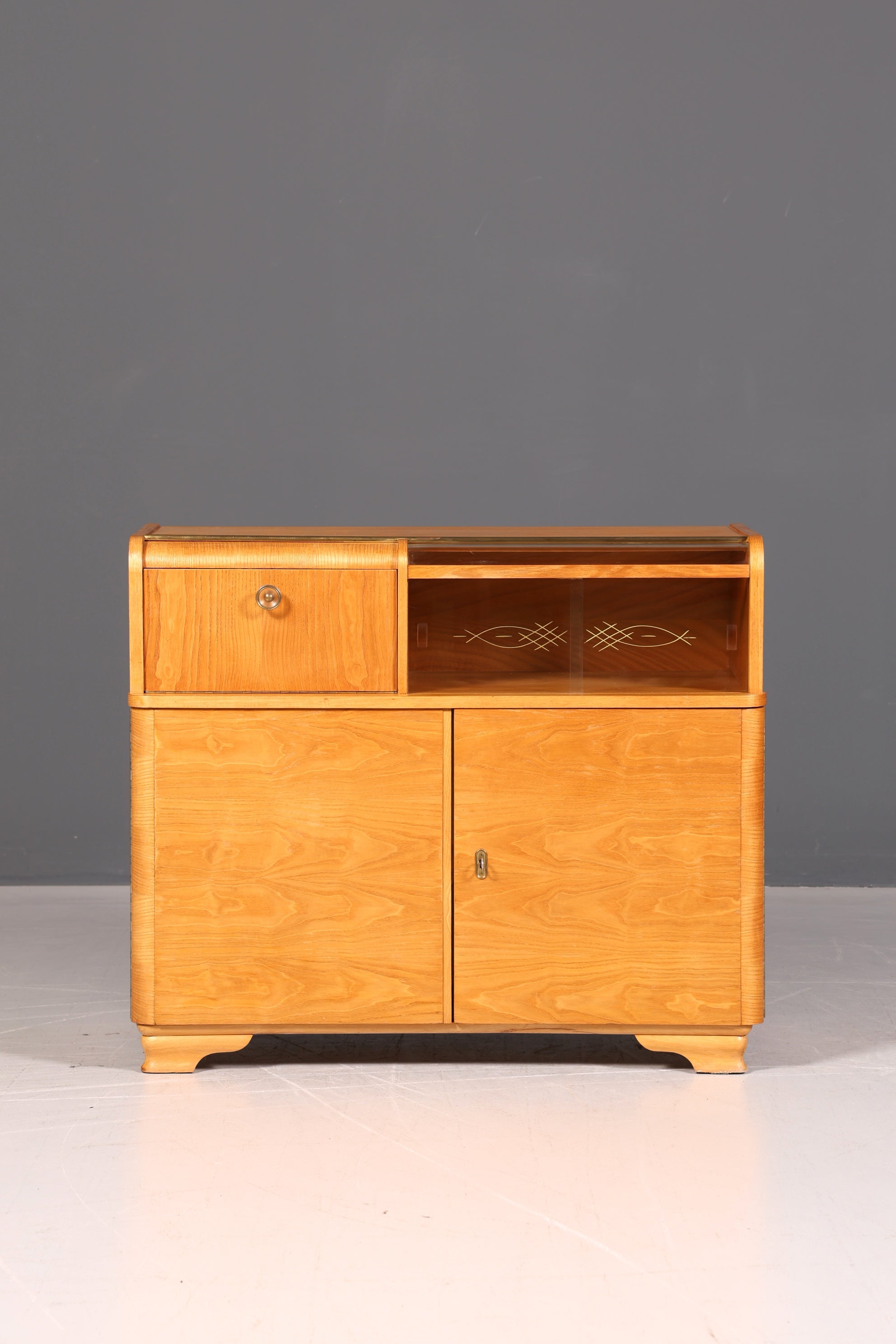 Traumhafte Mid Century Kommode Barschrank Art Deco Vintage Schrank Sideboard Teak 60s Flurkommode