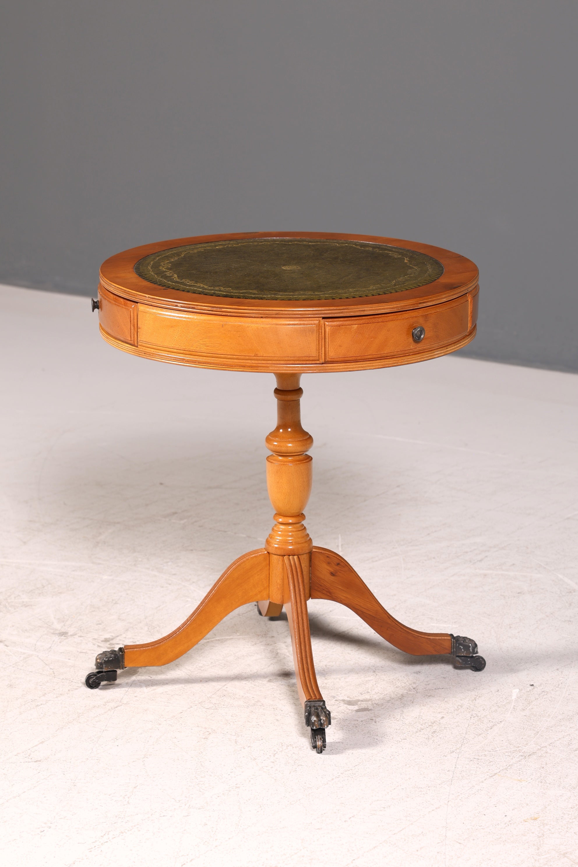 Wunderschöner Englischer Trommeltisch Beistelltisch Eibe Regency Echt Lederauflage Drum Table Ablagetisch Antik Vintage