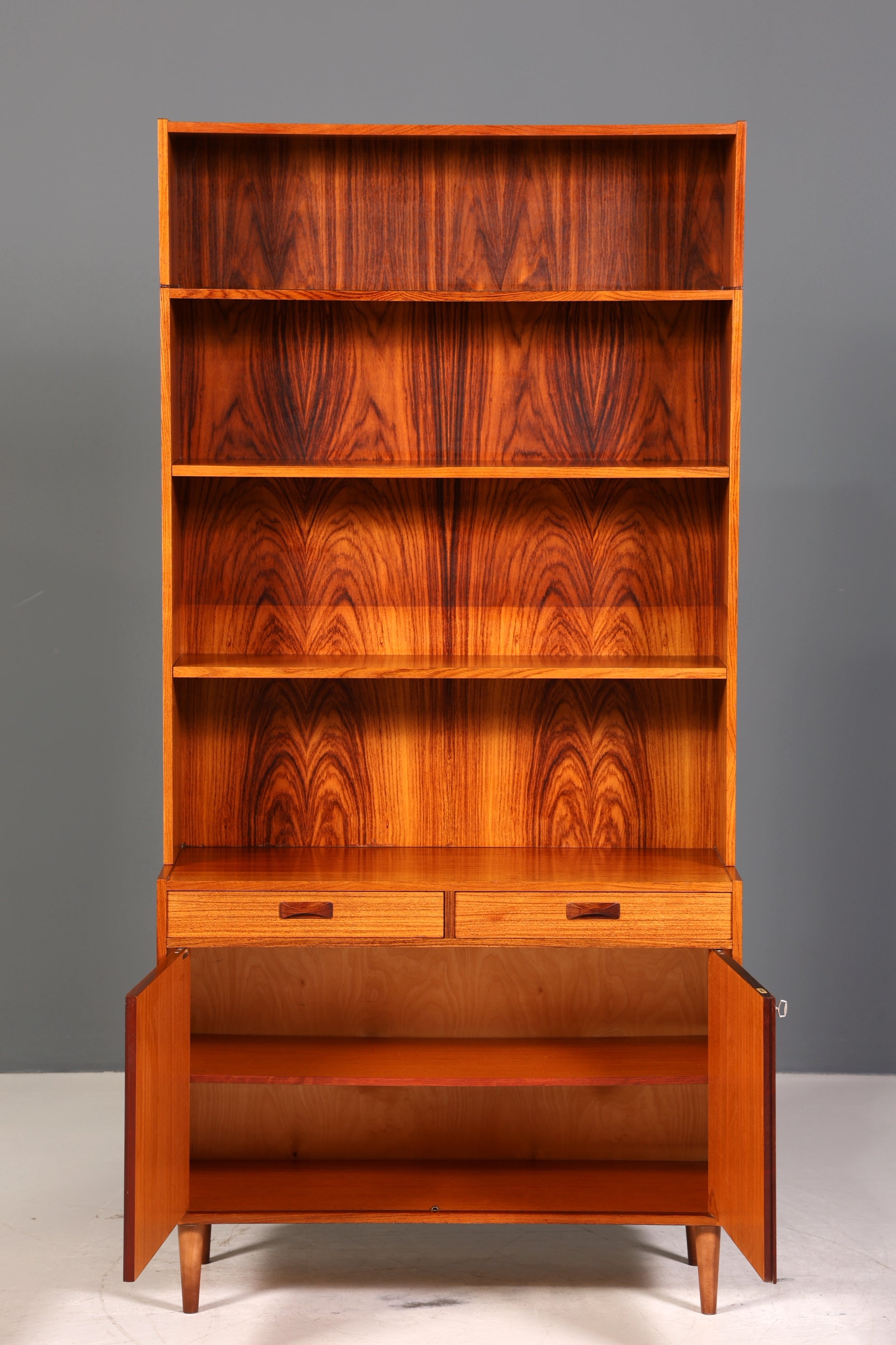Traumhaftes Mid Century Regal echt Holz Schrank Danish Design Retro Kommode Vintage Bücherregal 60er Jahre 2 von 3