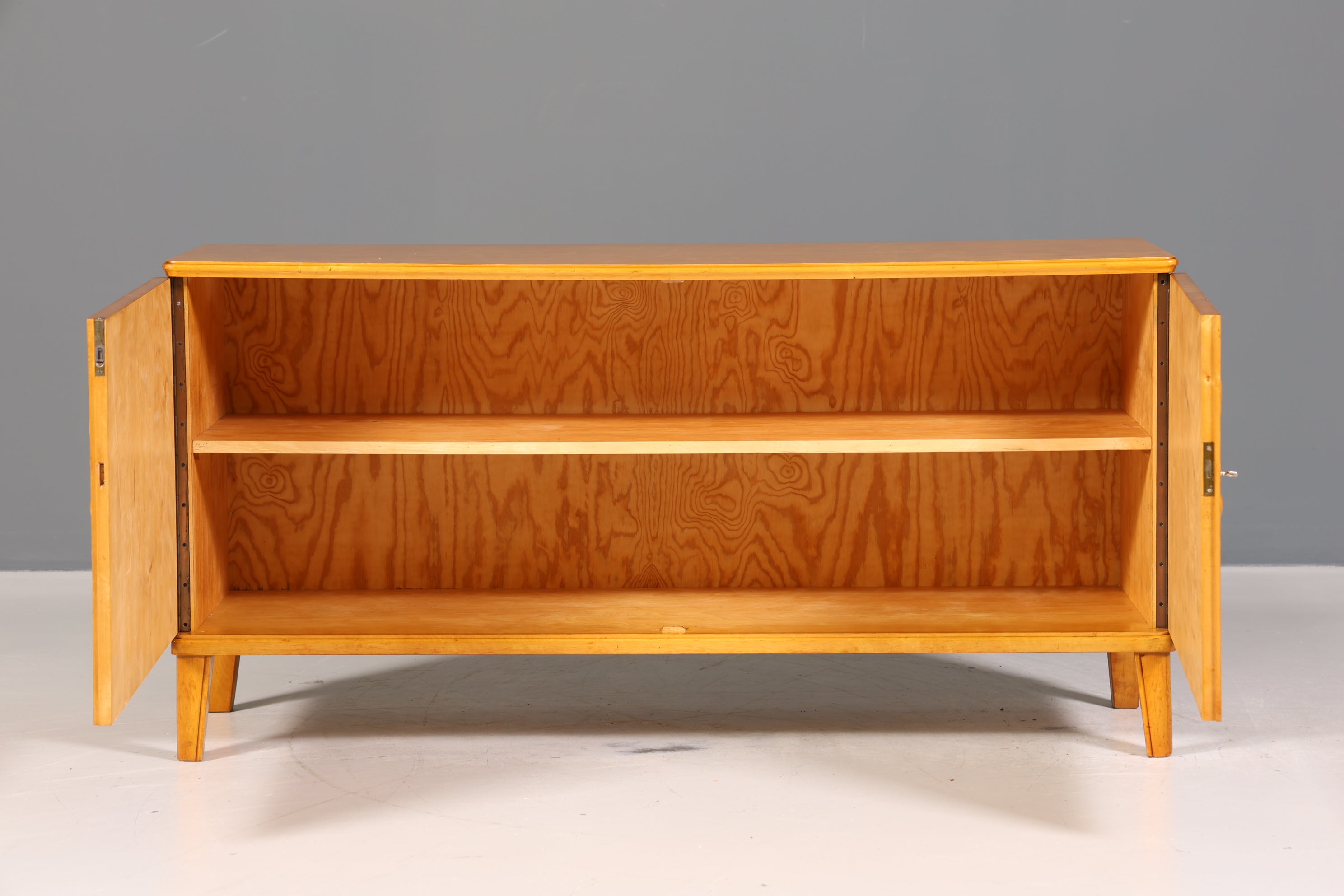 Wunderschönes Original Art Deco Sideboard Antik Schrank Birke TV Kommode um 1930