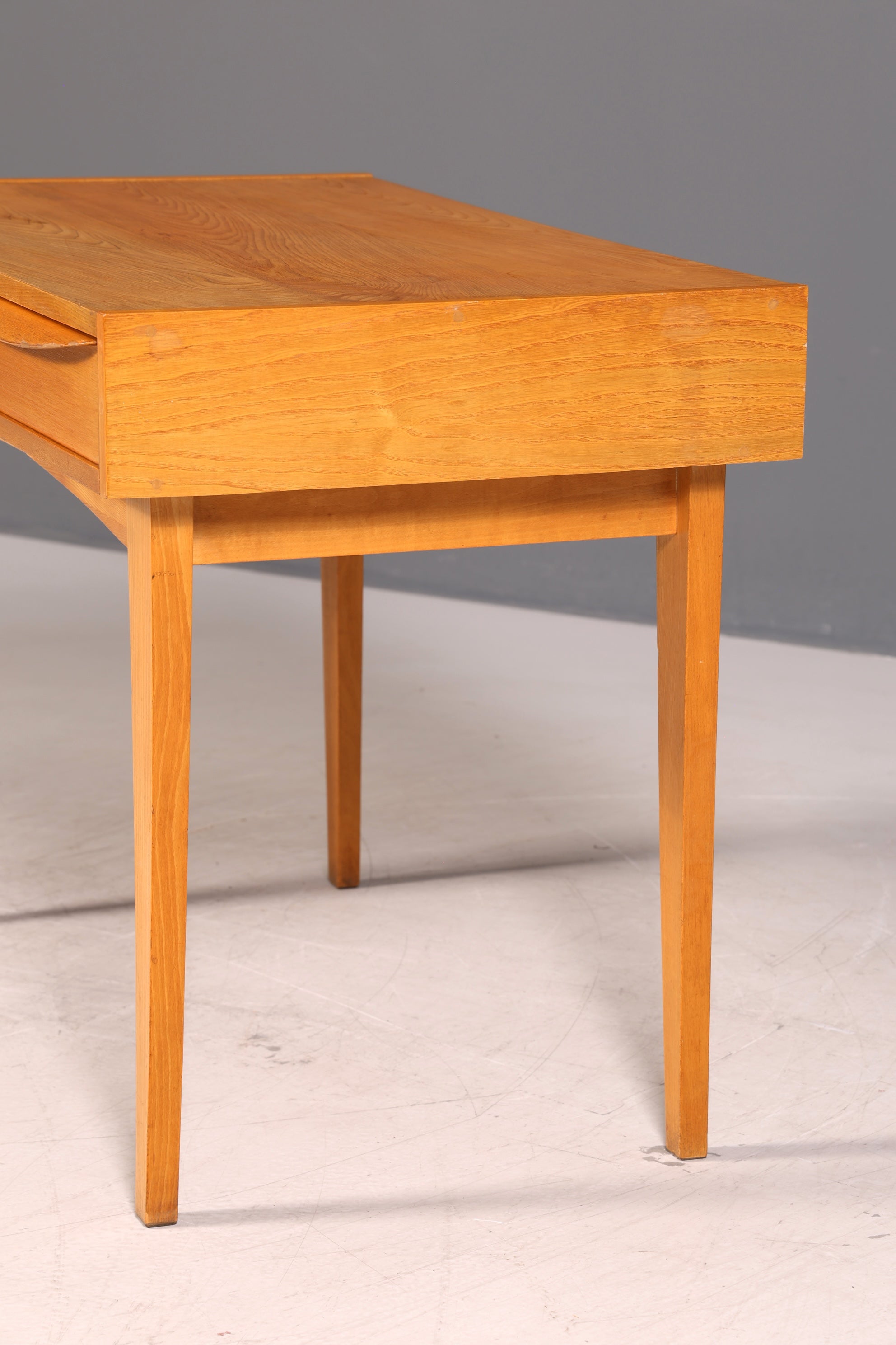 Eleganter Hellerau Schreibtisch Mid Century Modell 602 Franz Ehrlich Bürotisch Design Desk