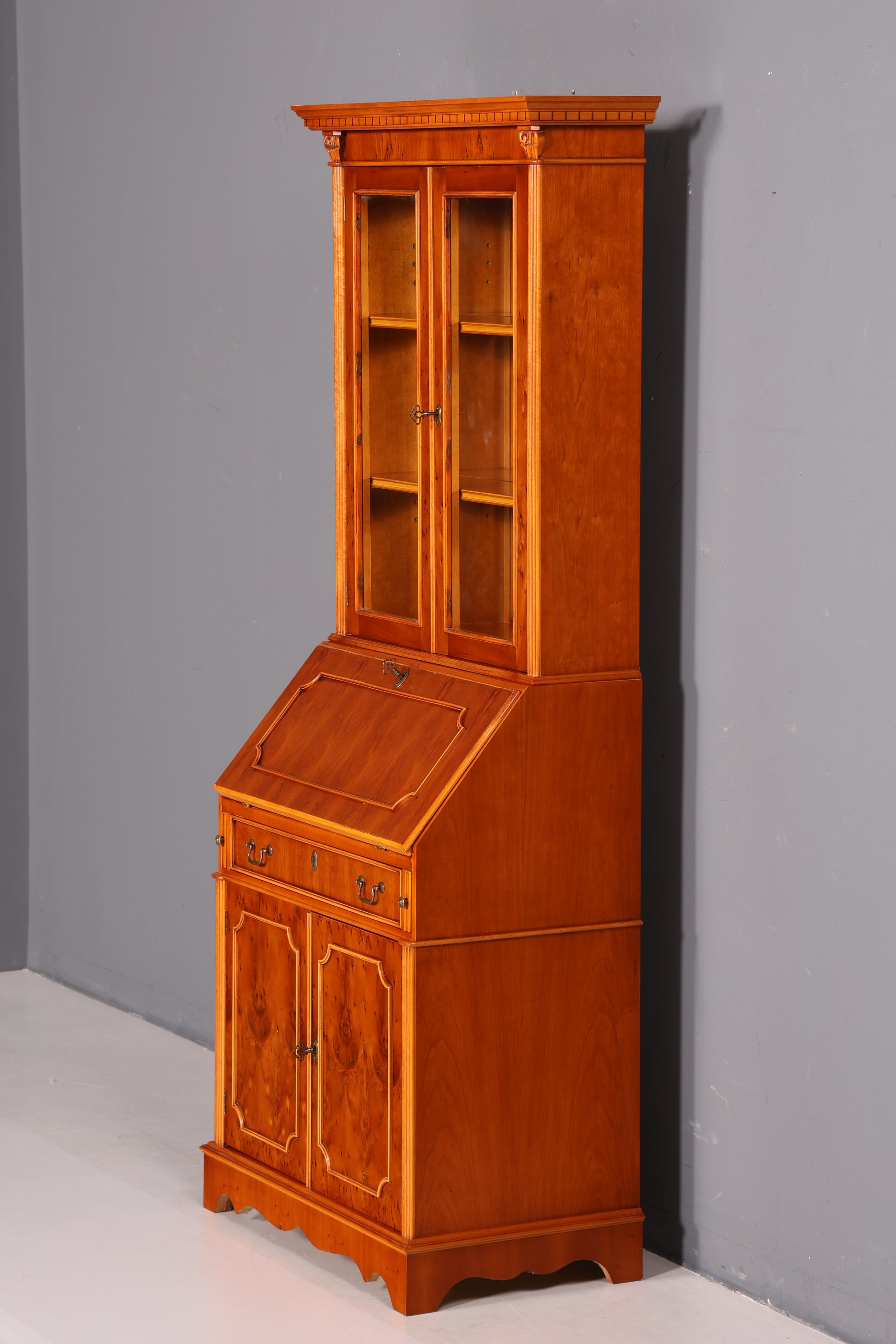 Stilvoller Englischer Sekretär Original Heldense Aufsatzsekretär Eibe Antik 60er Vitrine Schrank UK Büro