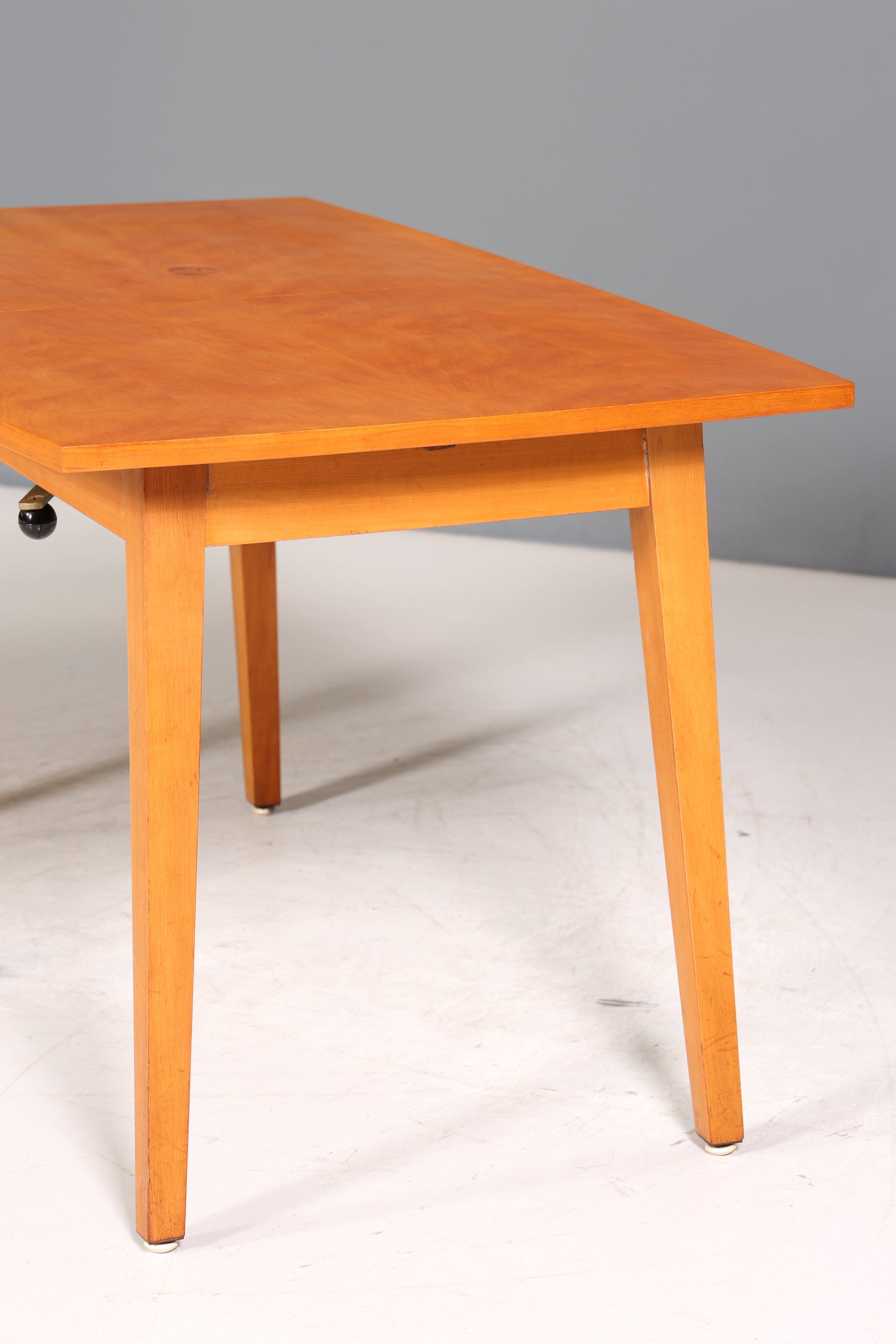 MID45| E018 Wunderschöner Mid Century Küchentisch Vintage Tisch ausziehbar und höhenverstellbar