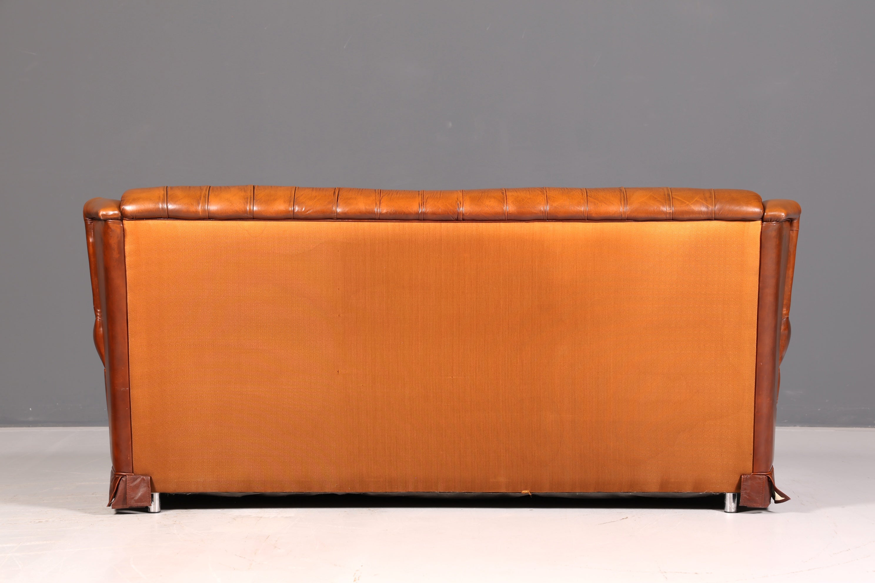 Wunderschönes Original Chesterfield Sofa 3-Sitzer Echt Leder Cognac Couch Englisch Ledersofa Vintage