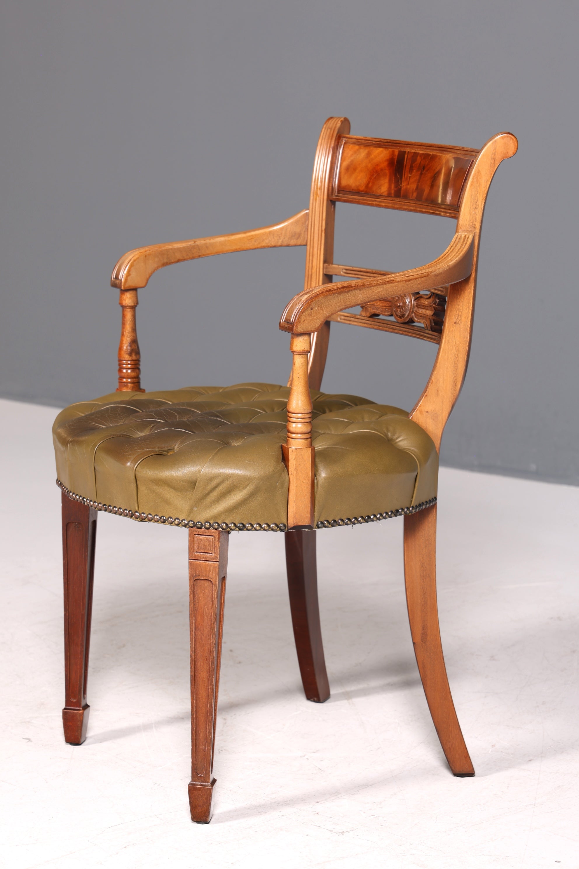 Wunderschöner Chesterfield Armlehnstuhl Anno Dom Sekretär Stuhl Englisch echt Leder Küchenstuhl 1 von 2