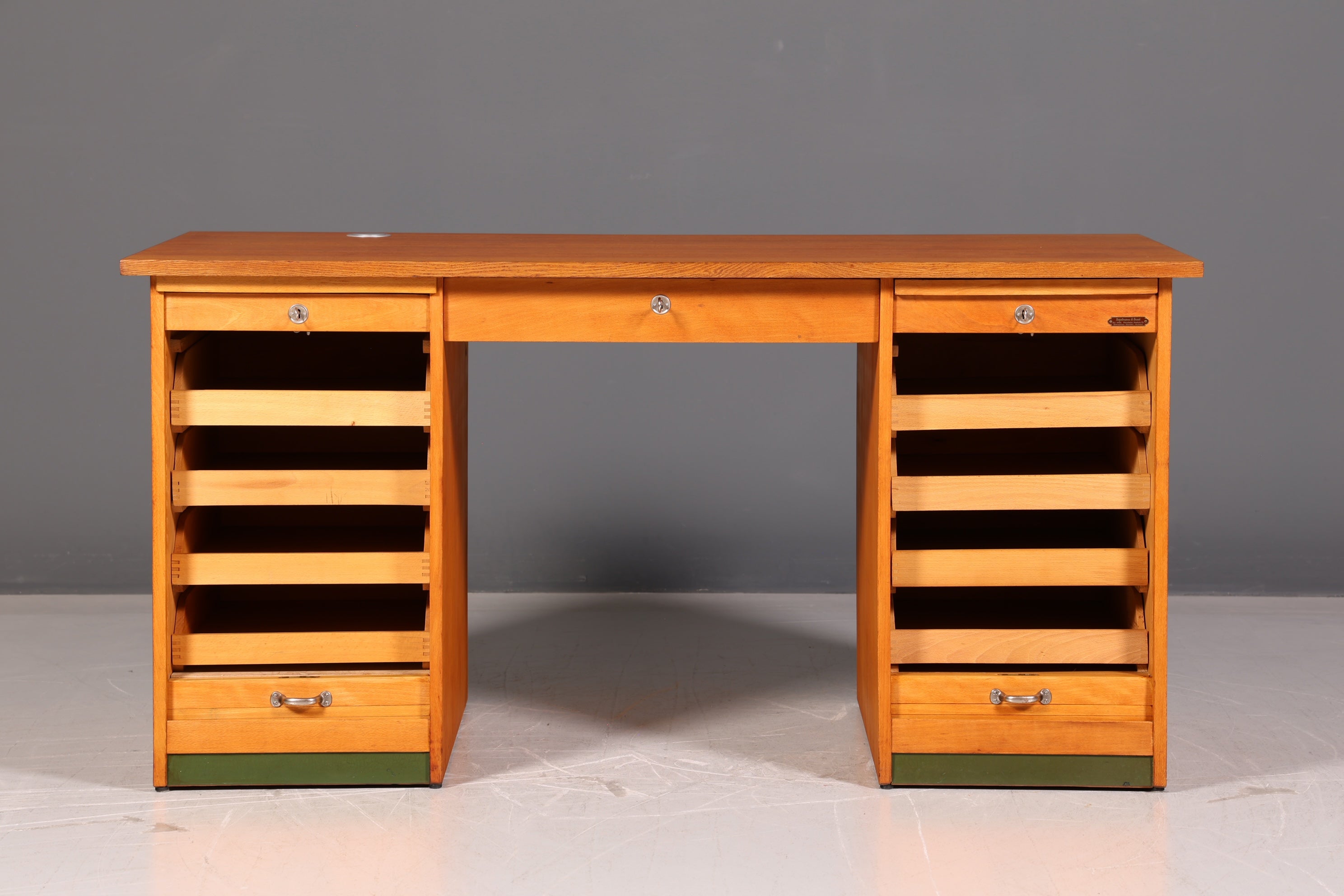Wunderschöner Bauhaus Rollladen Schreibtisch Mid Century Echt Holz Bürotisch Office Table Vintage