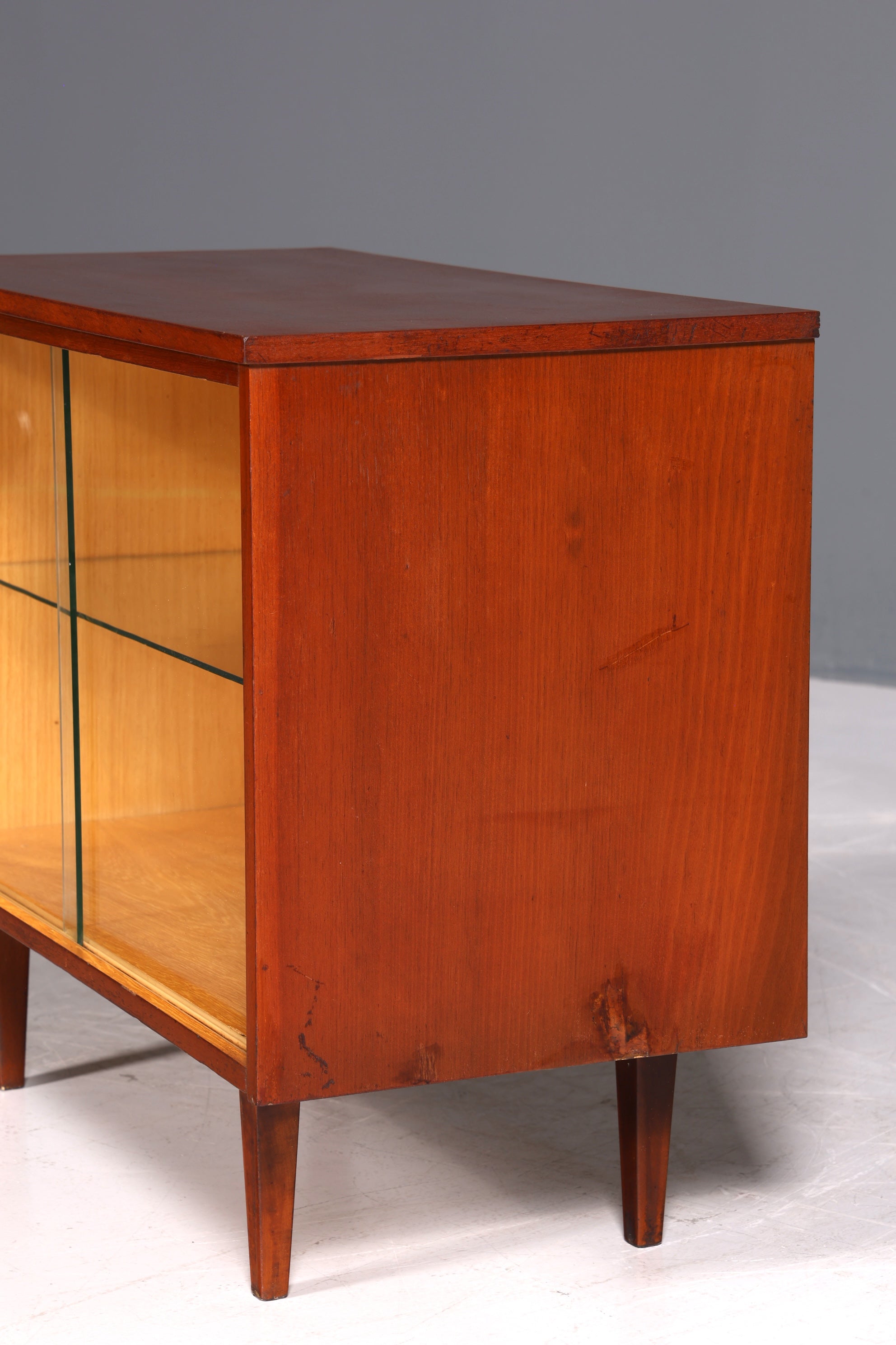 Wunderschöne Mid Century Vitrine Vintage Regal Retro Bücherregal Bookshelf