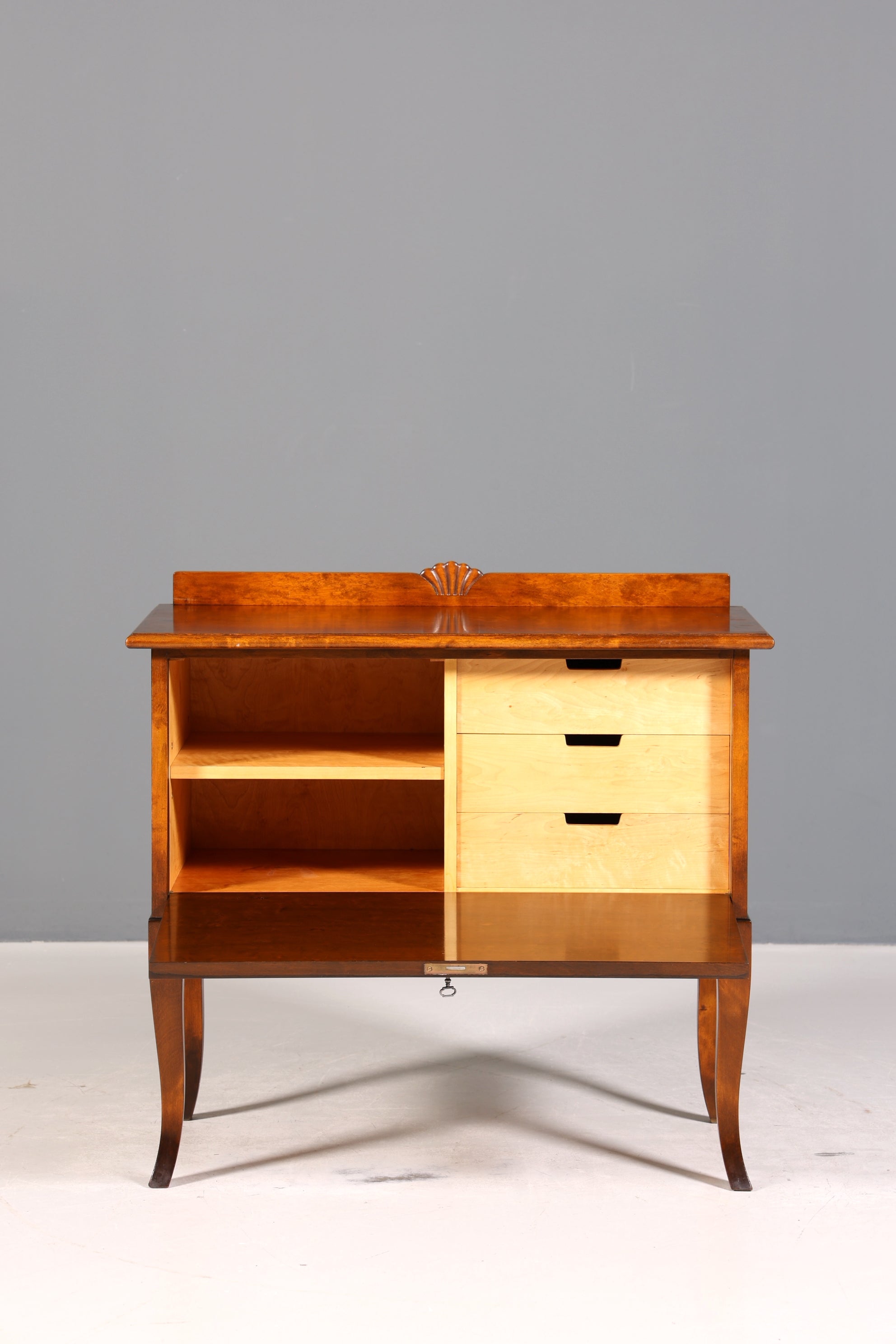 Wunderschöner Schrank im Art Deco Stil um 1940 Klappschrank Hifi TV Kommode