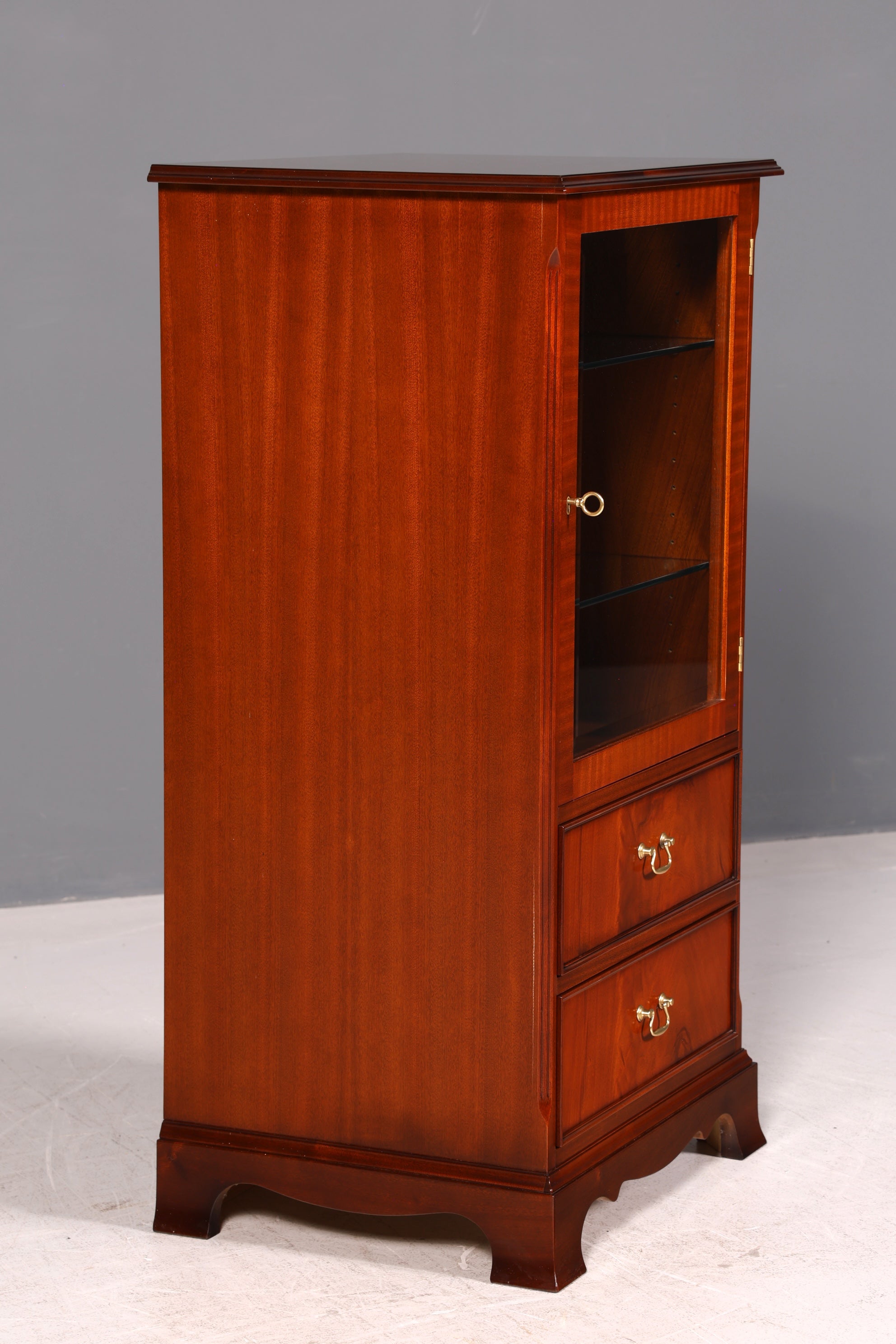 Wunderschöne Englische Vitrine Mahagoni 60er Schrank Vertiko Glasvitrine Bücherschrank