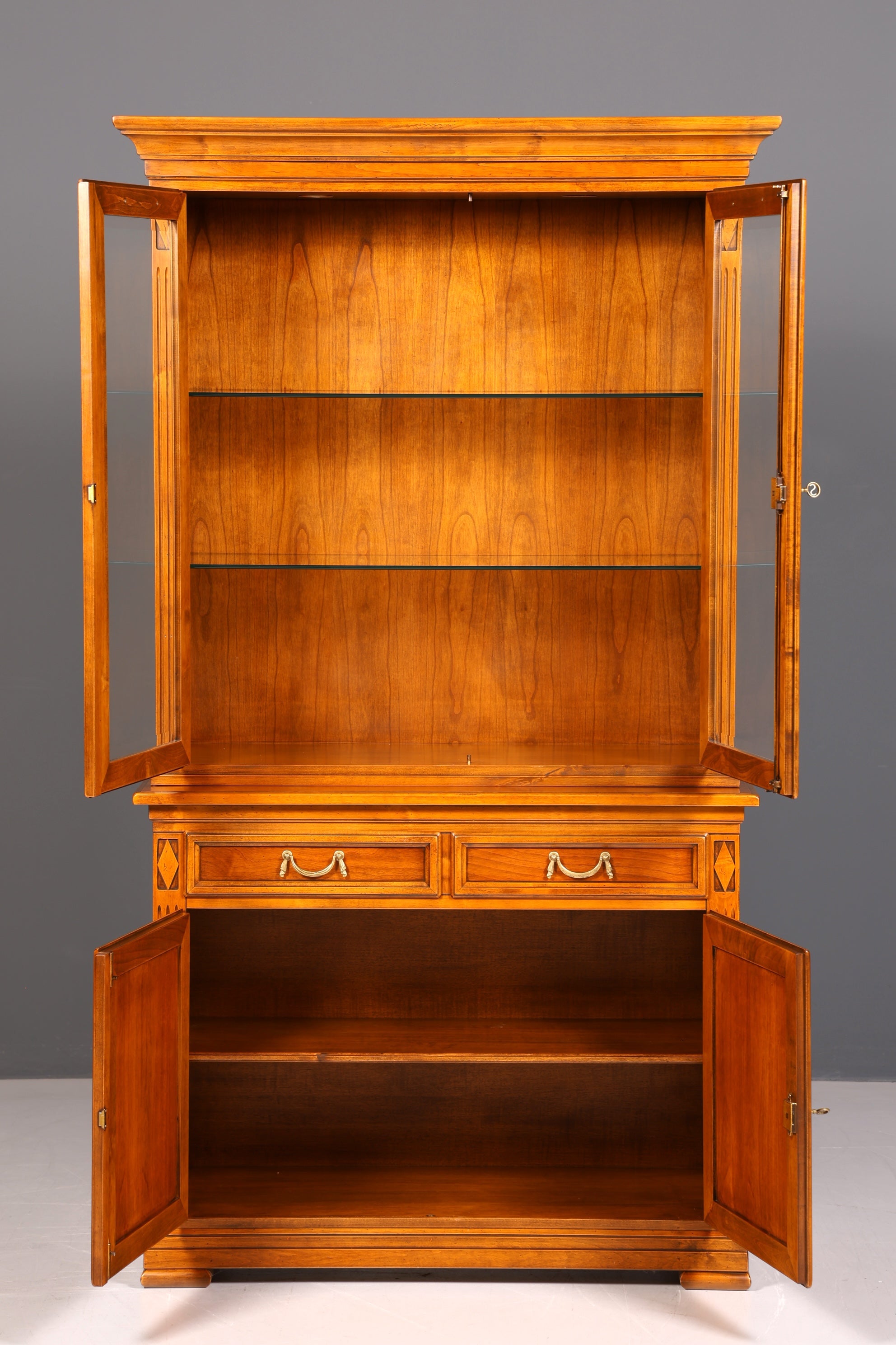 Edle Original Selva Vitrine Villa Borghese Antik Stil Massivholz Buffet Schrank Bibliothek