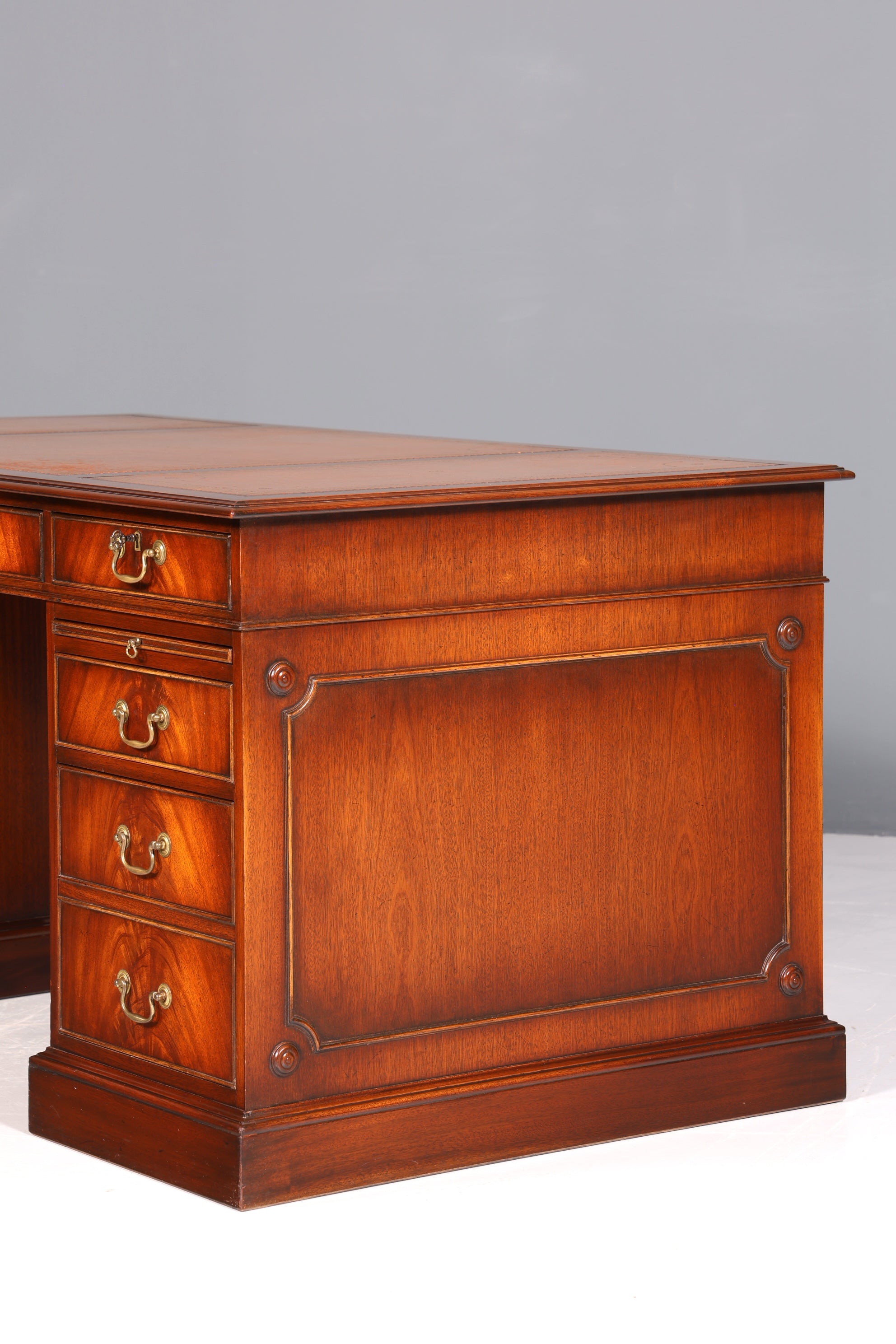 Wunderschöner Englischer Schreibtisch echt Lederauflage Bürotisch Mahagoni Antik Stil Office Desk