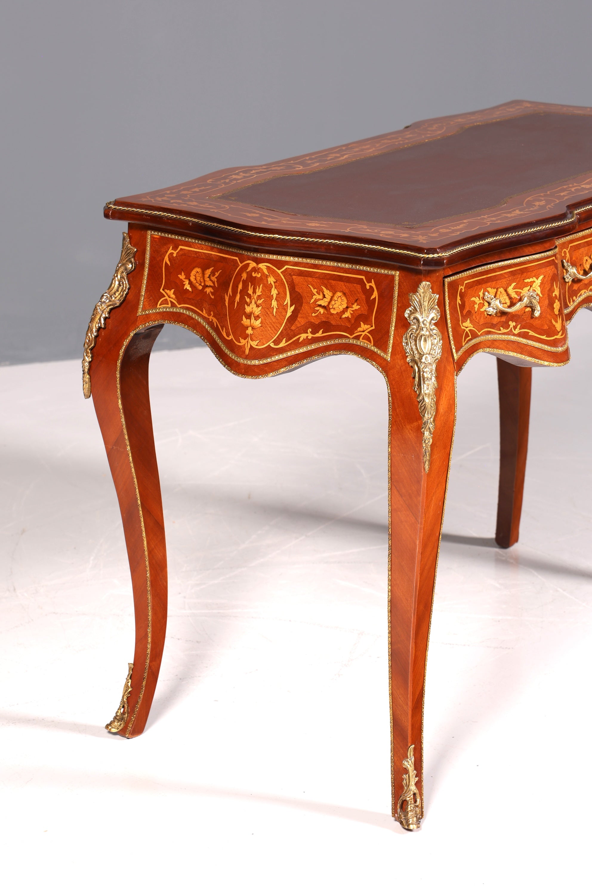Wunderschöner Louis XV Stil Schreibtisch French Office Desk Antik Stil Bürotisch