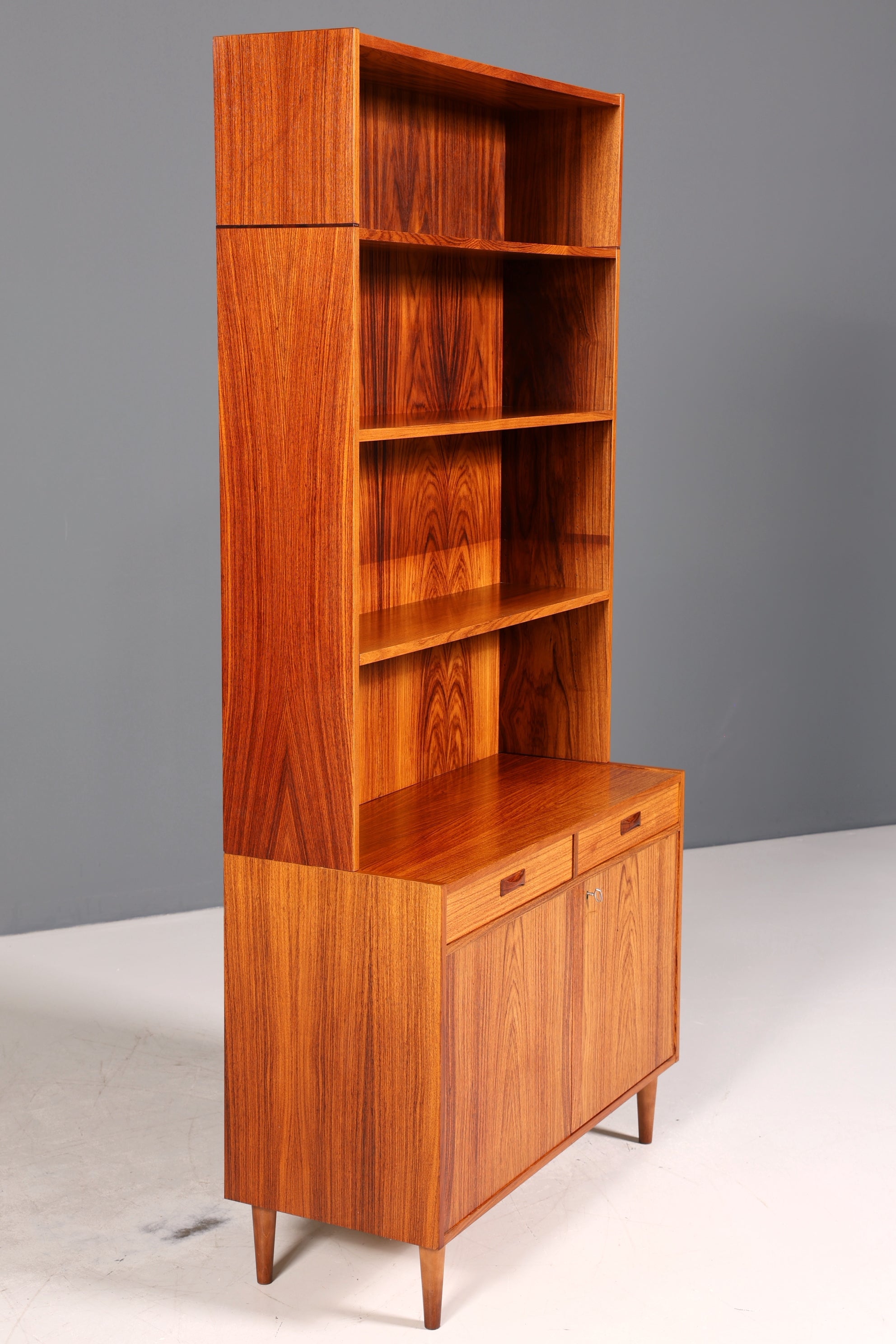 Traumhaftes Mid Century Regal echt Holz Schrank Danish Design Retro Kommode Vintage Bücherregal 60er Jahre 2 von 3