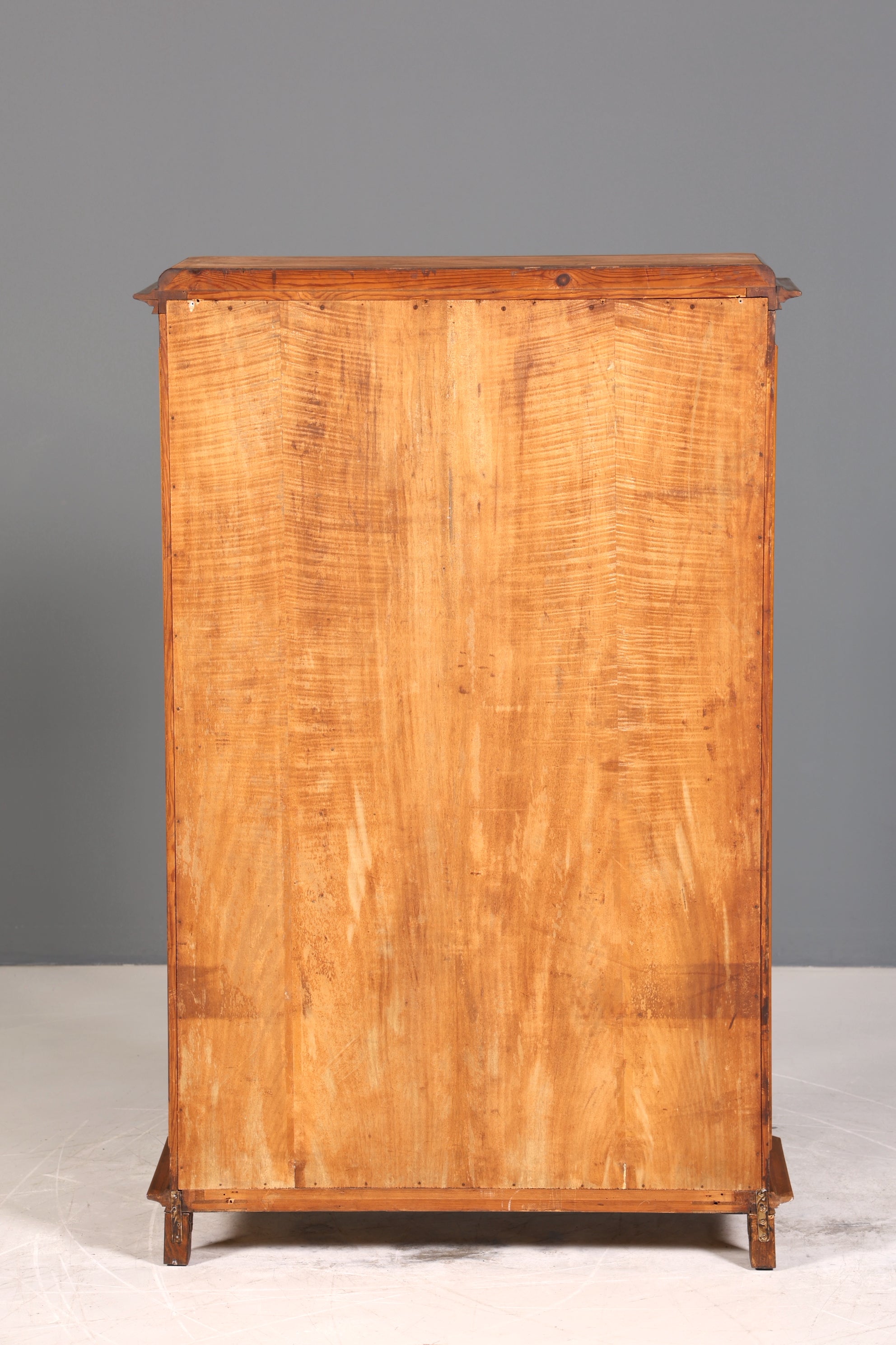 Wunderschöne Art Deco Vitrine Nussbaum Vitrine massiv Holz Antik Schrank