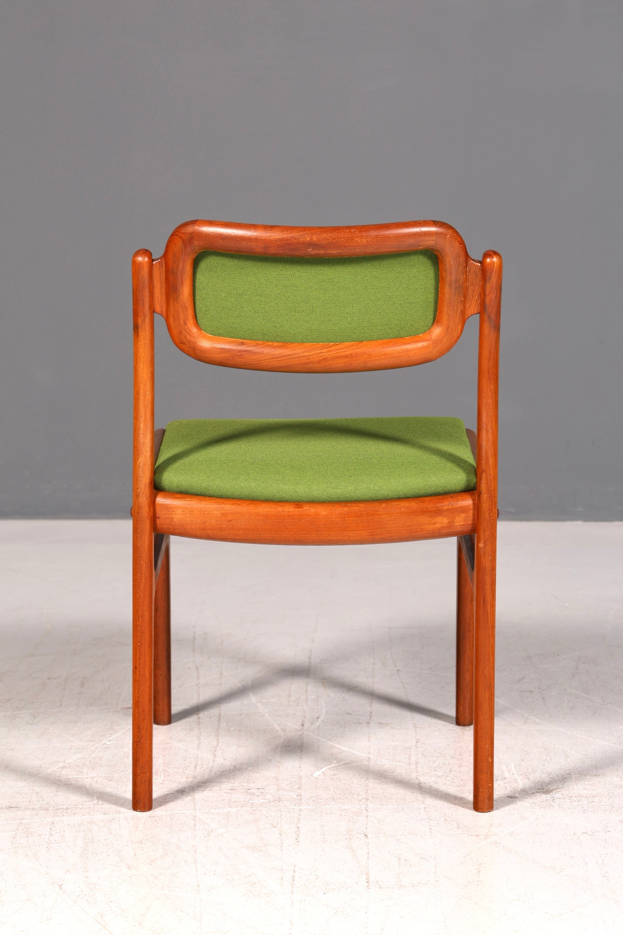 Edler Mid Century Stuhl der Marke Johannes Andersen für Uldum Teak Danish Design Sekretär Stuhl Esszimmerstuhl Küchenstuhl