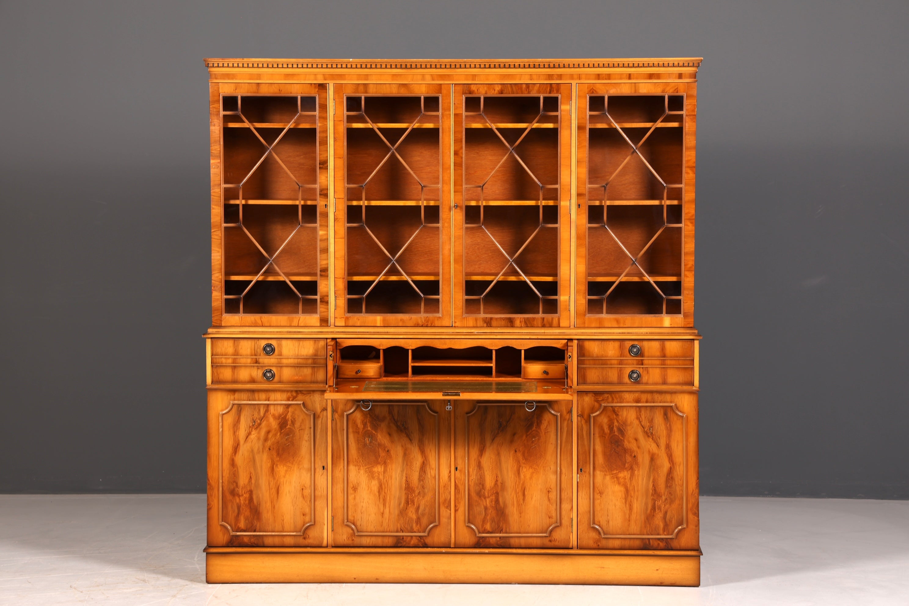 Beeindruckender Englischer Vitrinenschrank Echt Holz Sekretär Bibliothek Bücherschrank Buffet Antik Vintage