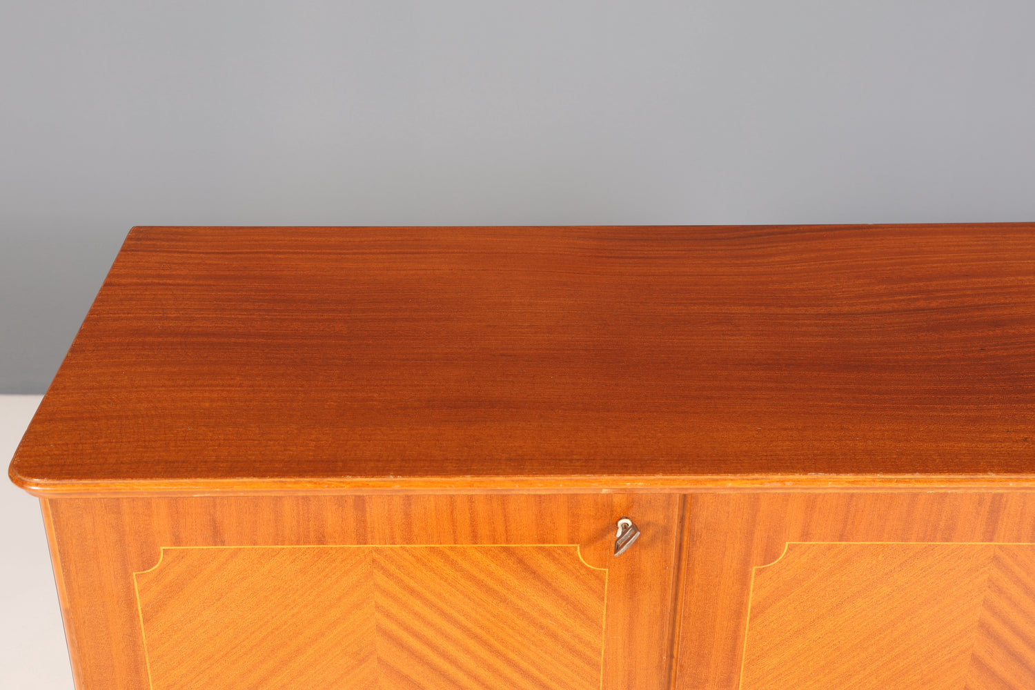 Wunderschönes Mid Century Highboard echt Holz Schrank Büro Kommode 60er Jahre