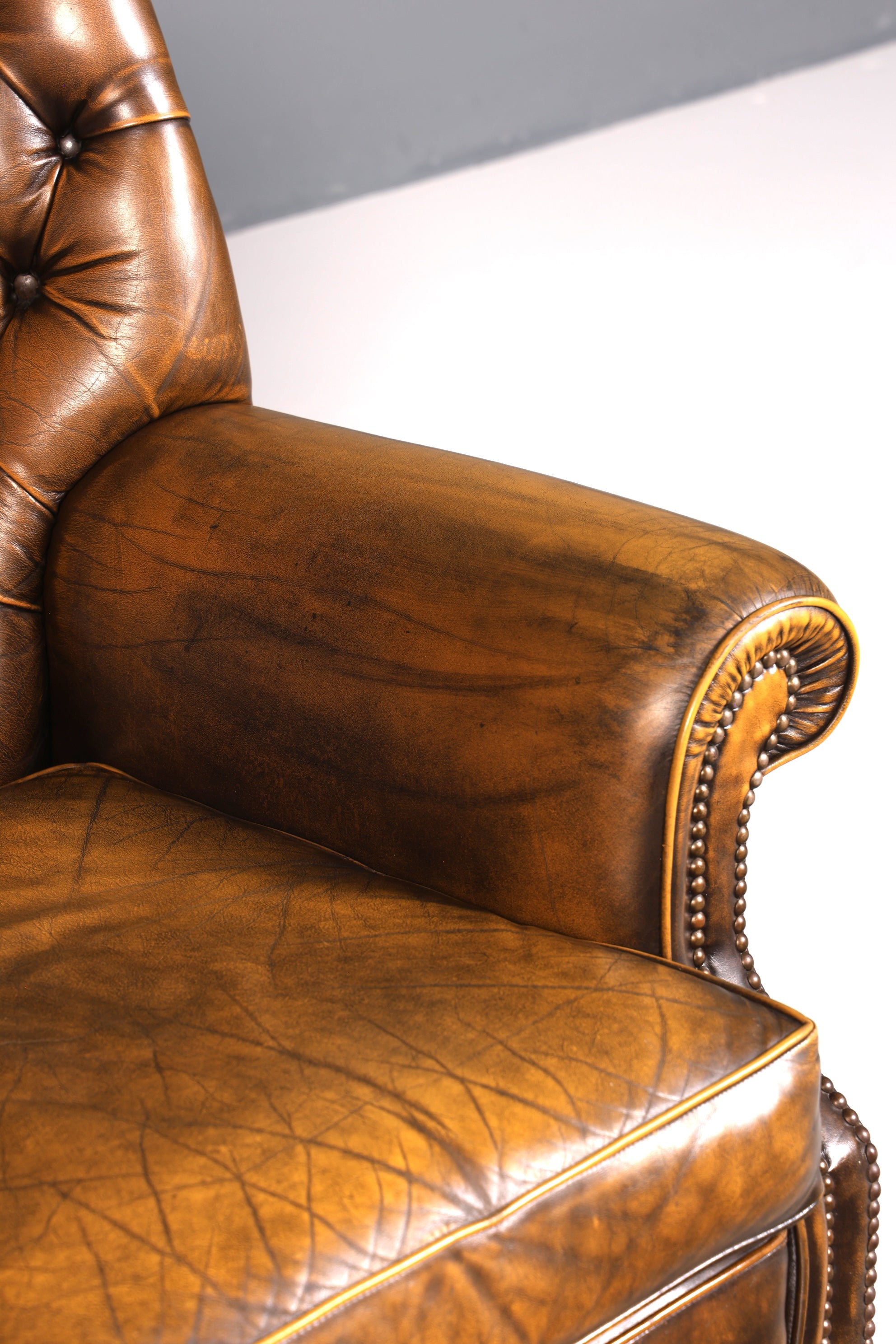 Stilvoller Original Chesterfield Sessel Englischer Armlehnsessel Englisch Herrensessel 2 von 2