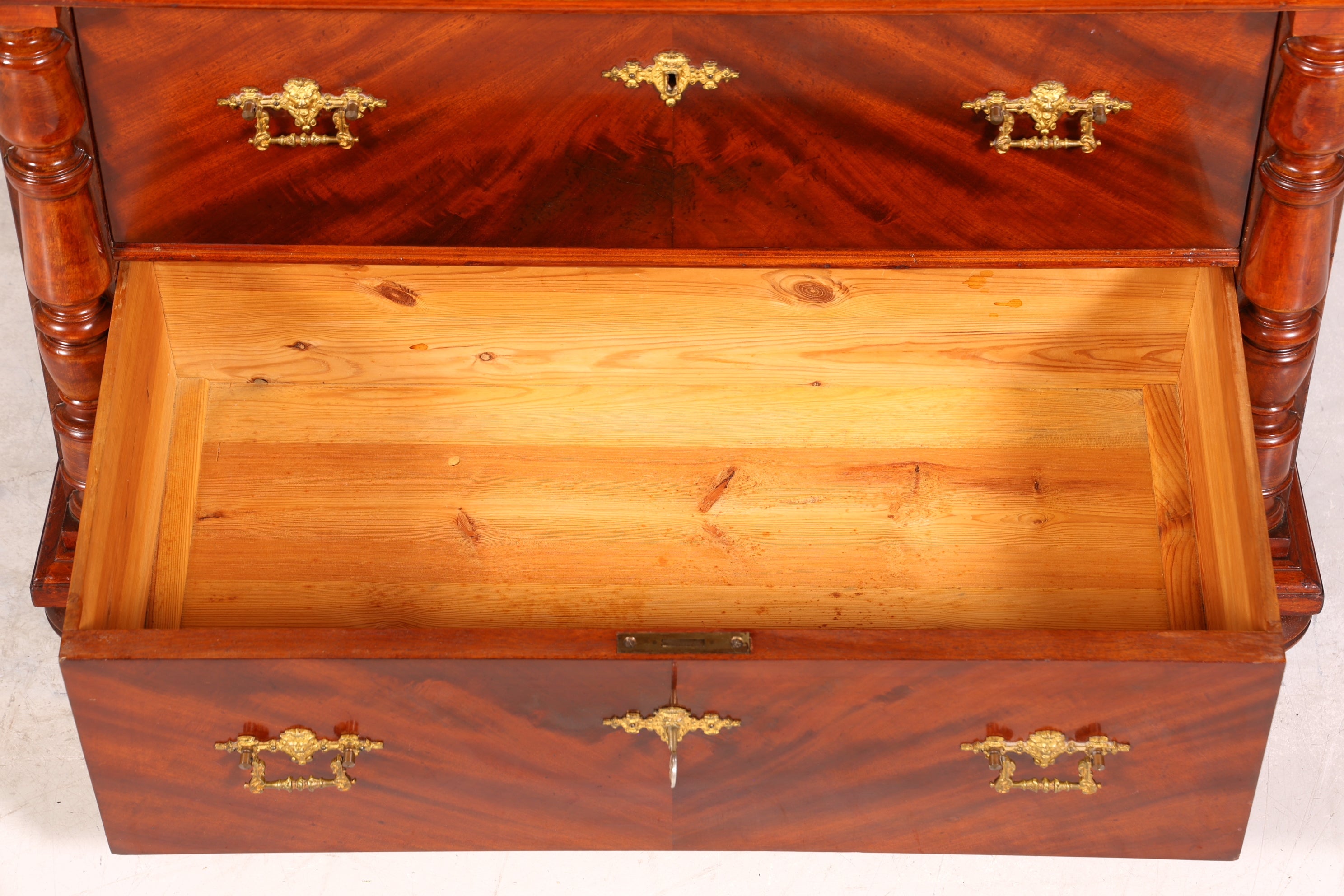 Edle Louis Philippe Kommode mit Spiegelaufsatz Gründerzeit Frisierkommode Holz Schrank Antik Flurschrank um 1880