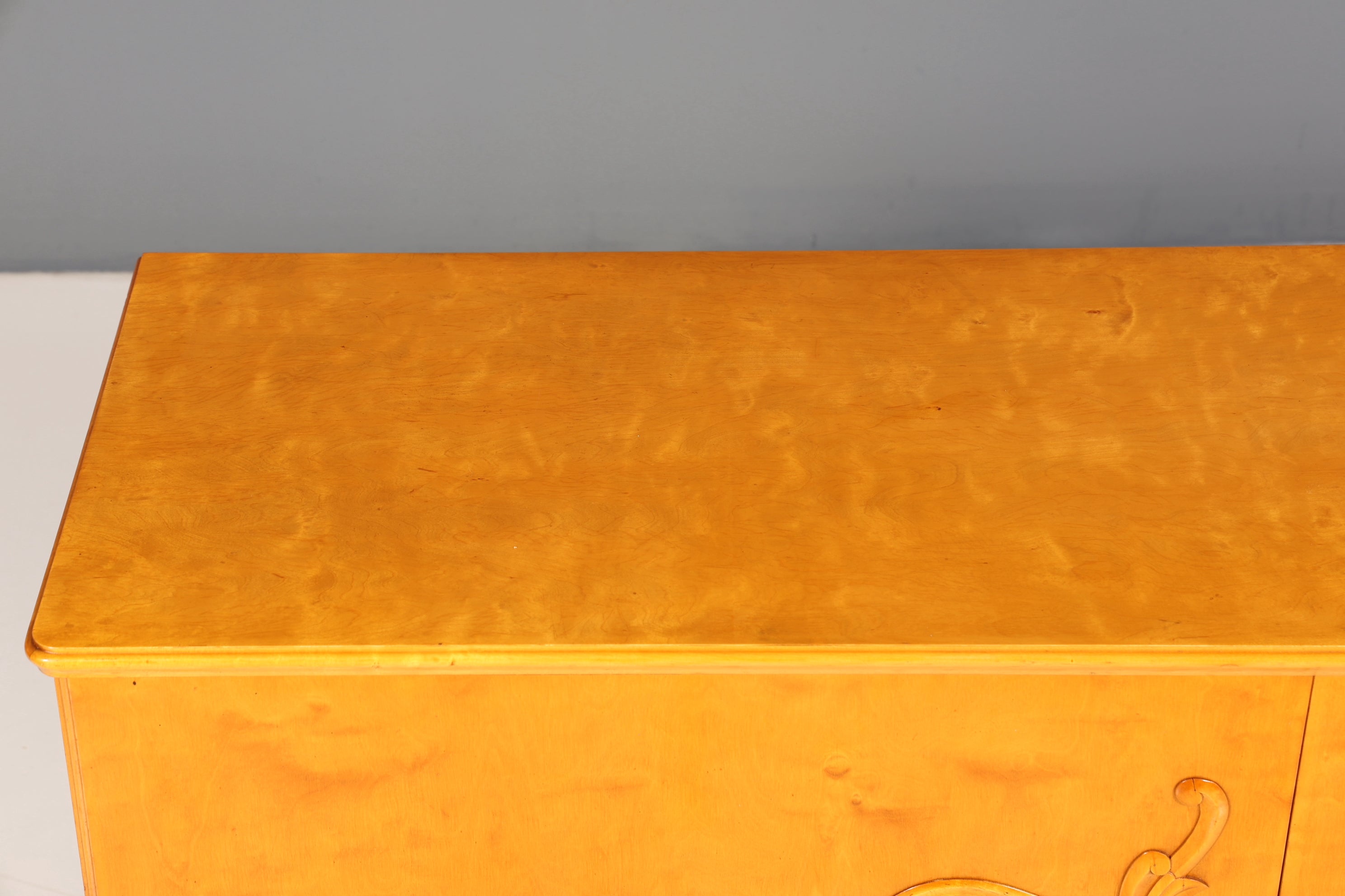 Wunderschönes Original Art Deco Sideboard Antik Schrank Birke TV Kommode um 1930