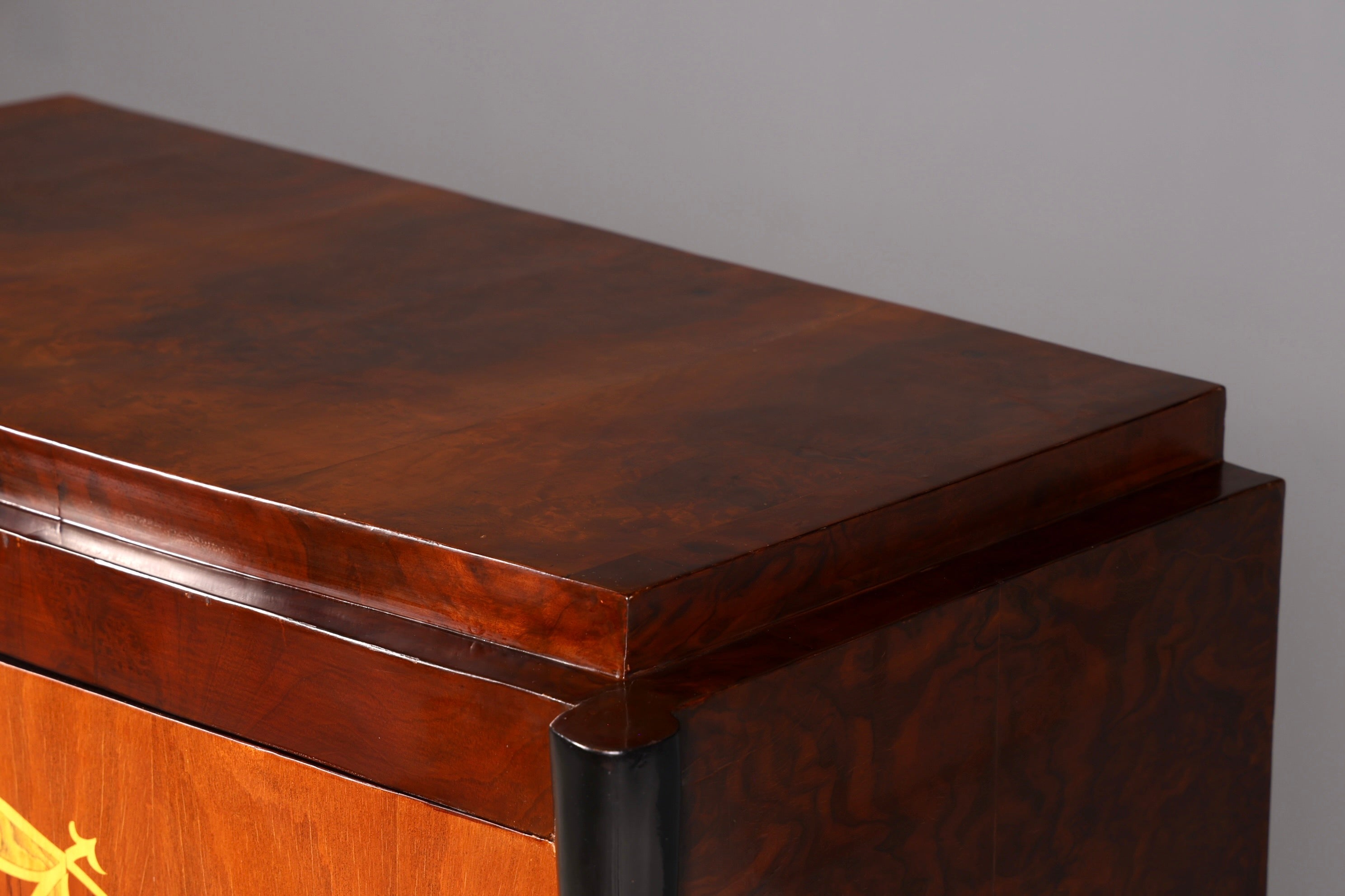 Traumhaftes Art Deco Design Highboard Schrank Kommode Wäscheschrank Vertiko Sun Cabinet