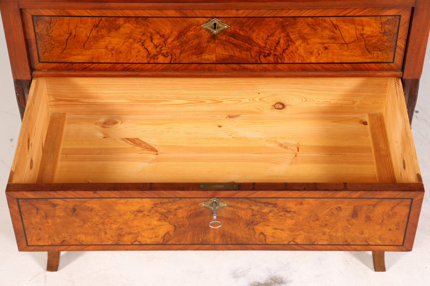 Stilvolle Gründerzeit Kommode Jugendstil Sideboard Antik Schubladenkommode Wäschekommode