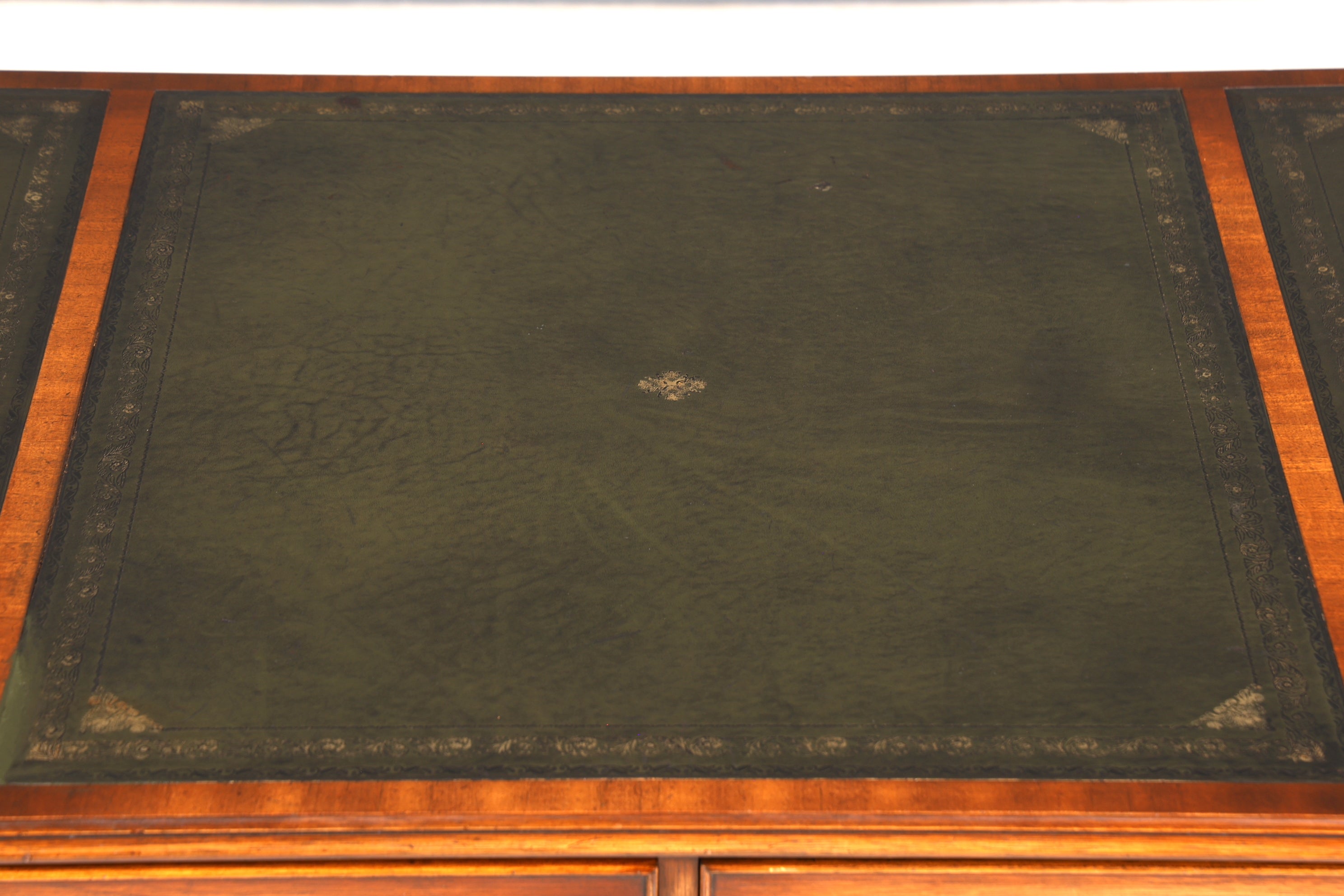 Wunderschöner Englischer Schreibtisch echt Lederauflage Regency Stil Bürotisch Antik Stil Office Desk