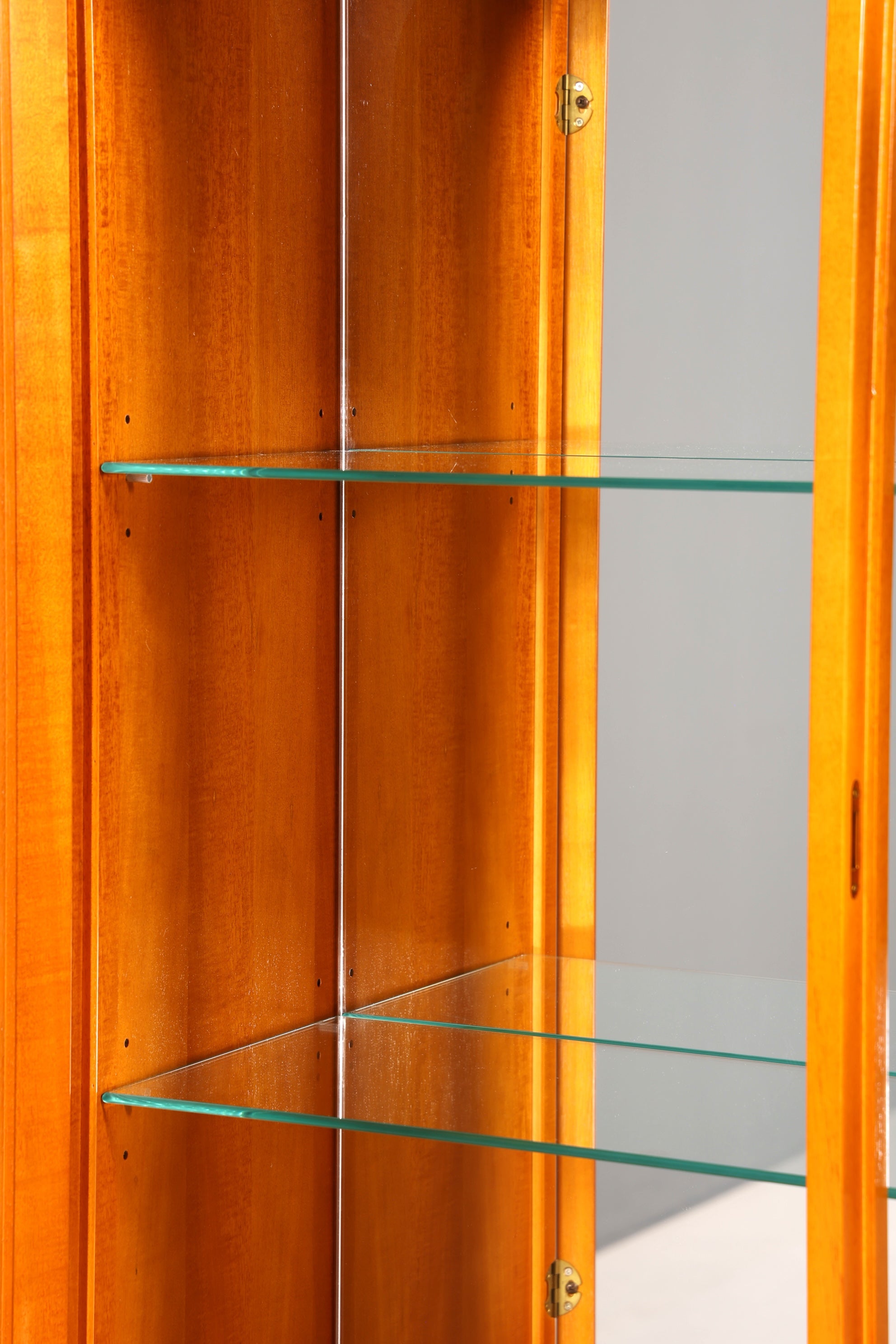 Wunderschöne Englische Vitrine Bücherschrank Buffet 60s Glasvitrine Bibliothek Regal Schrank Vintage