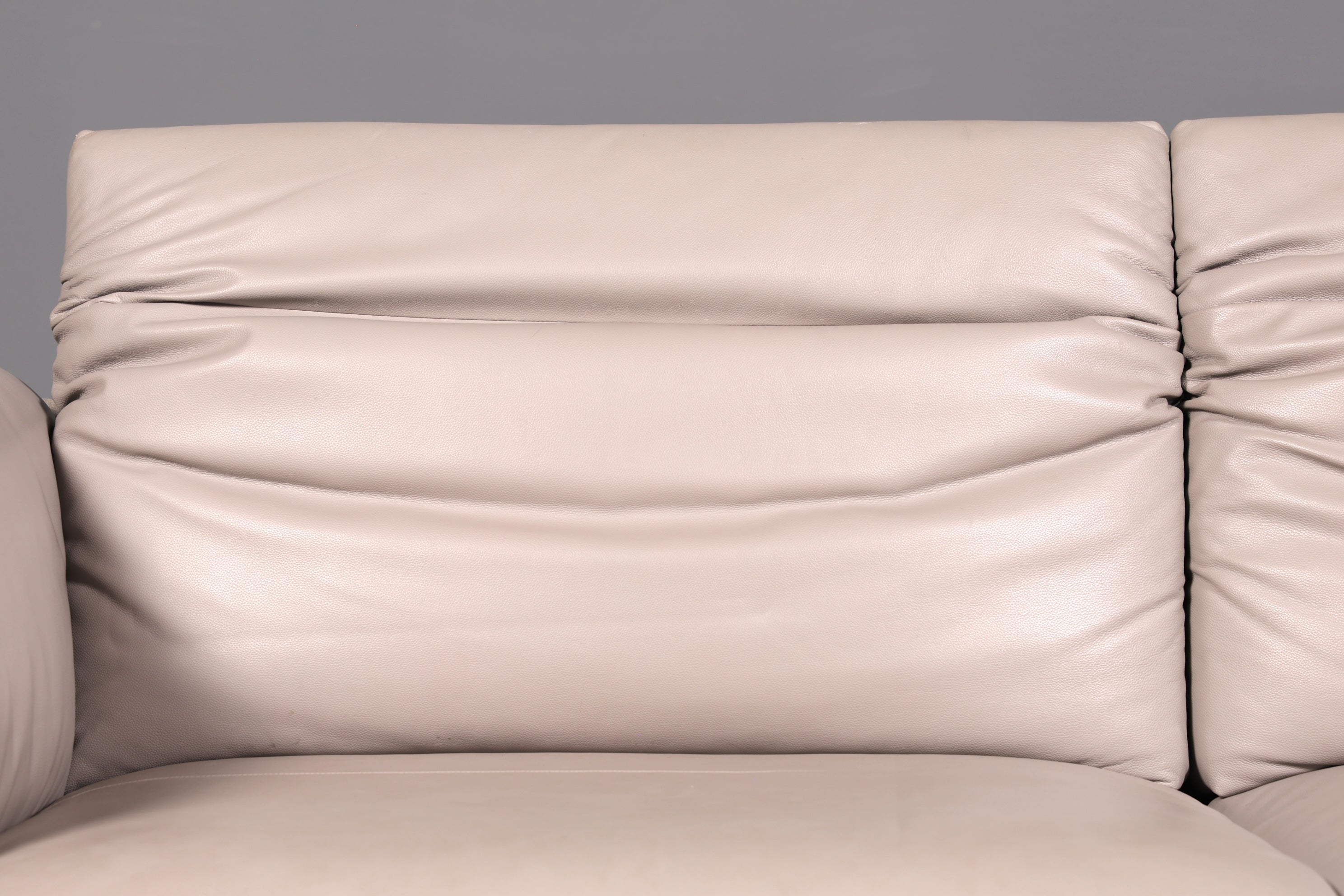 Wunderschönes Sofa der Marke Ligne Roset Grau Echtleder & Stoff Couch Designer Sofa Wohnzimmer