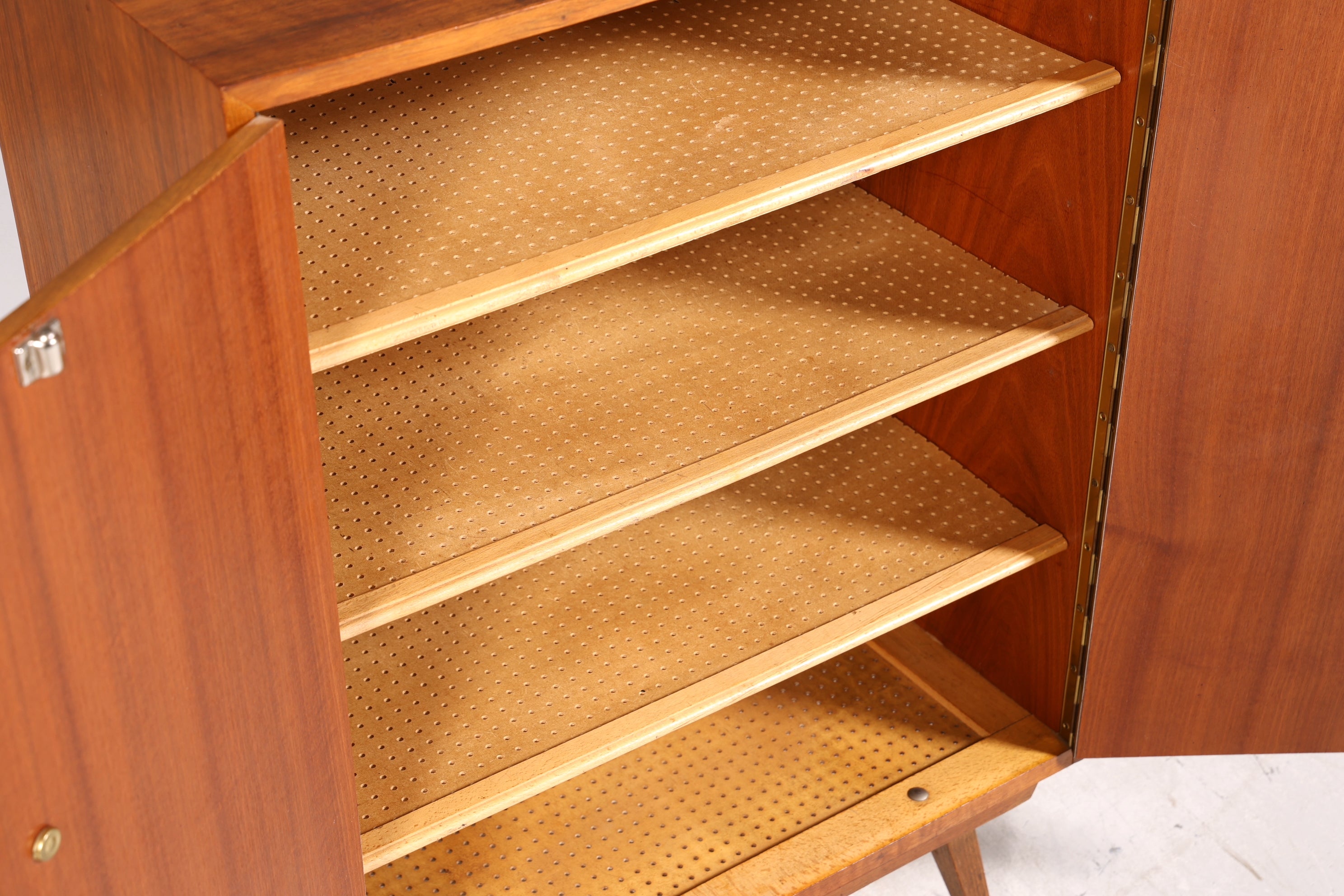 Wunderschöner Mid Century Schuhschrank Vintage Flurschrank Kommode