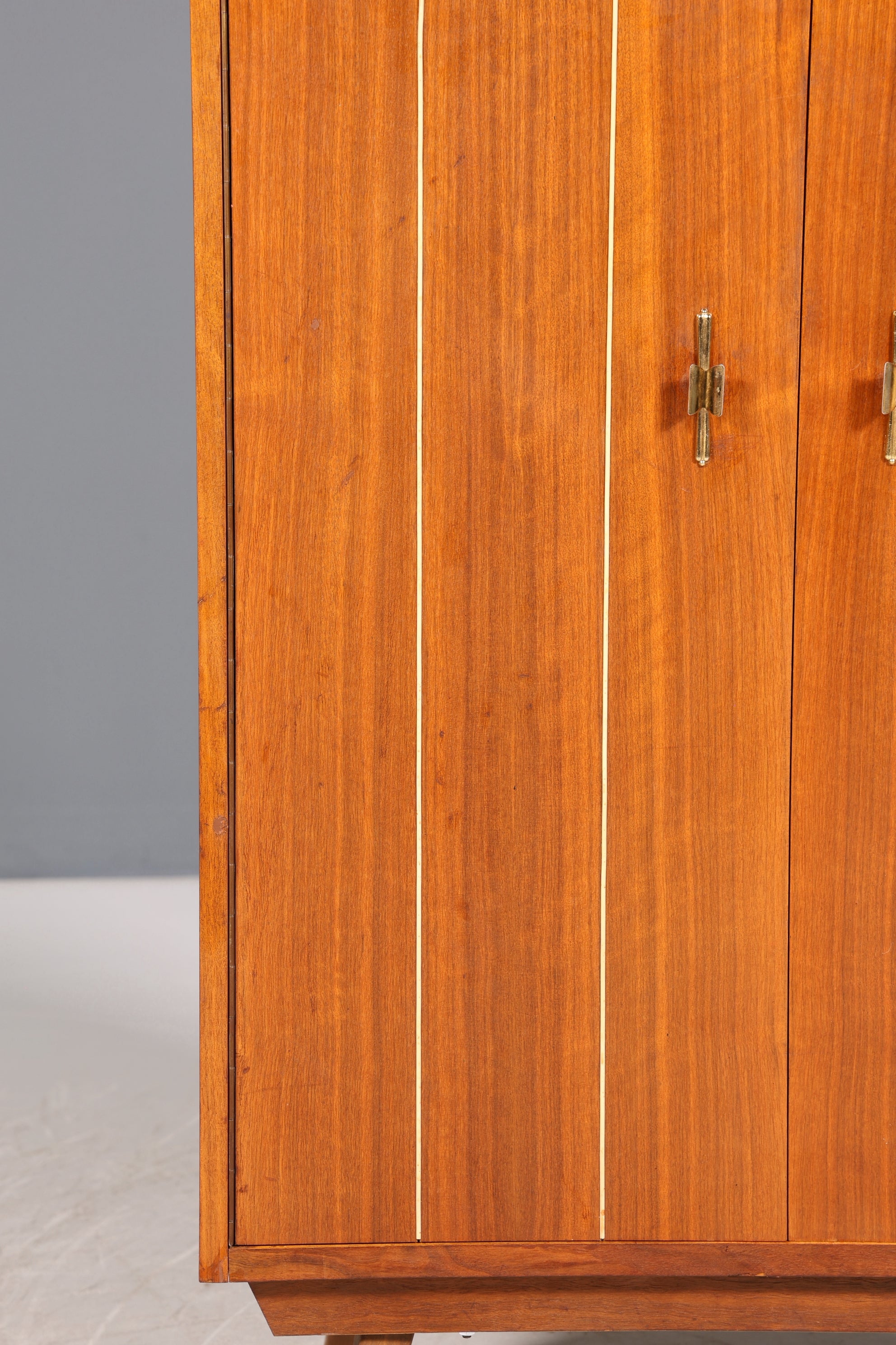 Wunderschöner Mid Century Schuhschrank Vintage Flurschrank Kommode