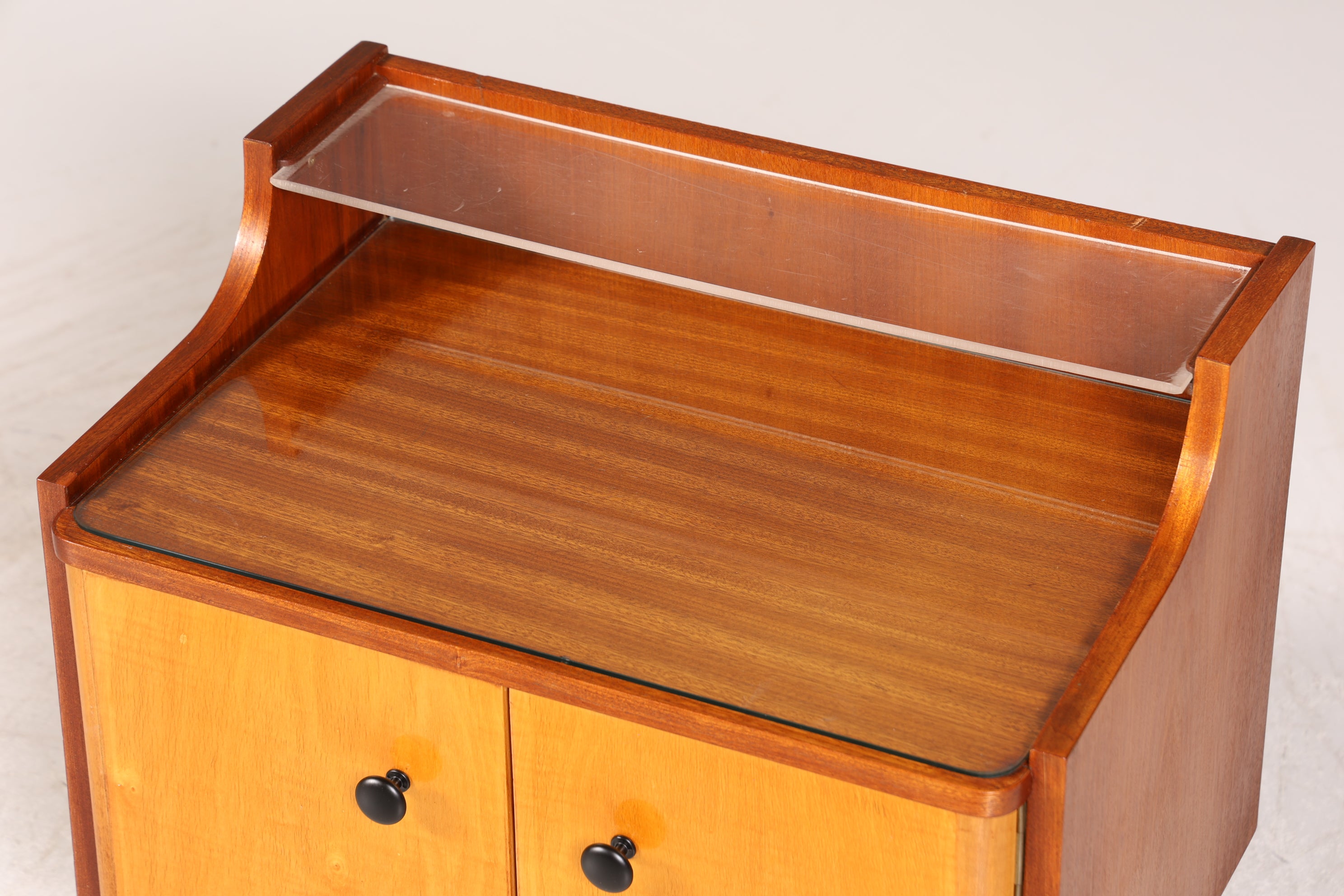 Wunderschöne Mid Century Kommode Vintage Nachttisch 60s Schubladenkommode 2 von 2