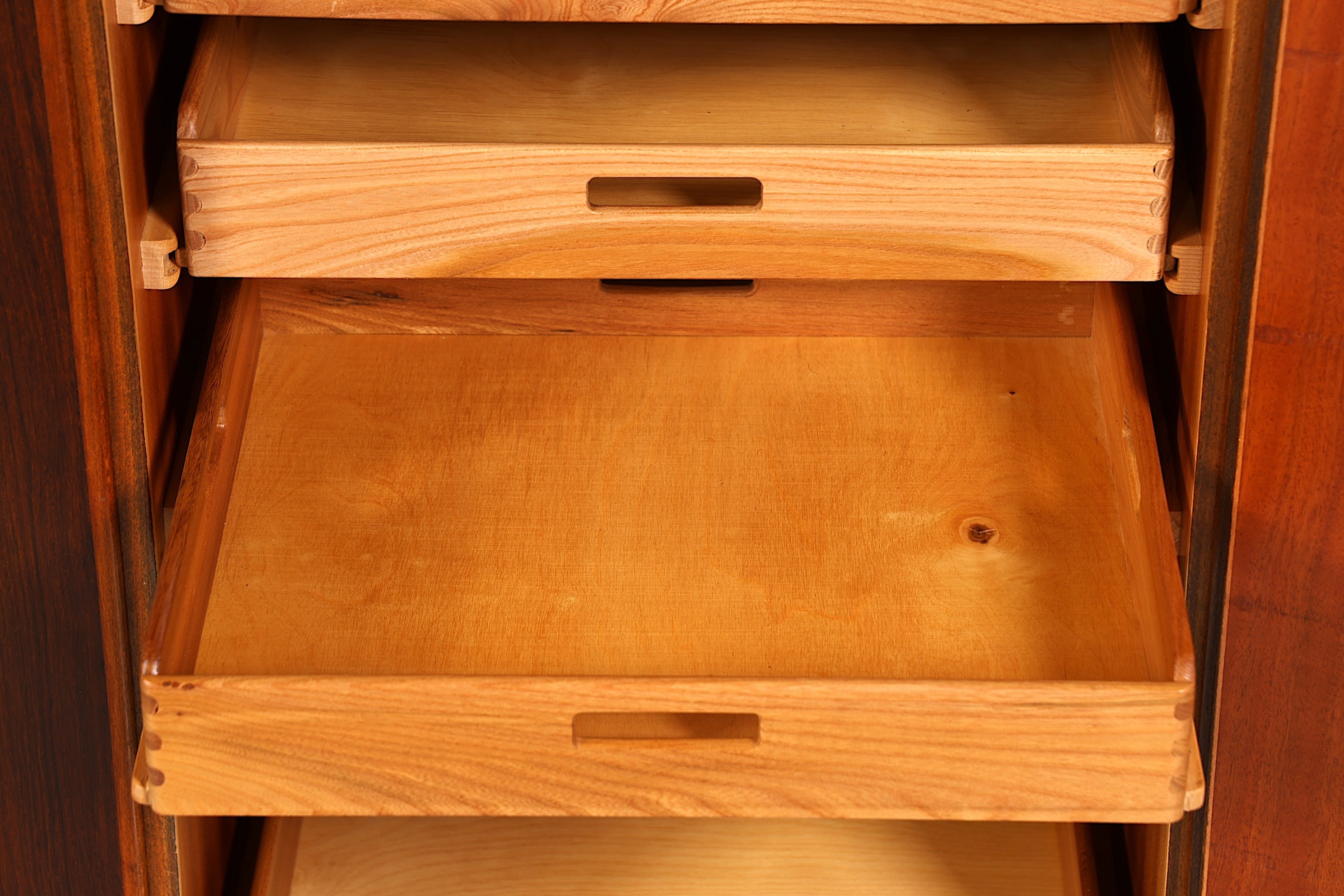Traumhaftes Mid Century Highboard Palisander Schrank Büro Kommode Aktenschrank Wäscheschrank 60er Jahre