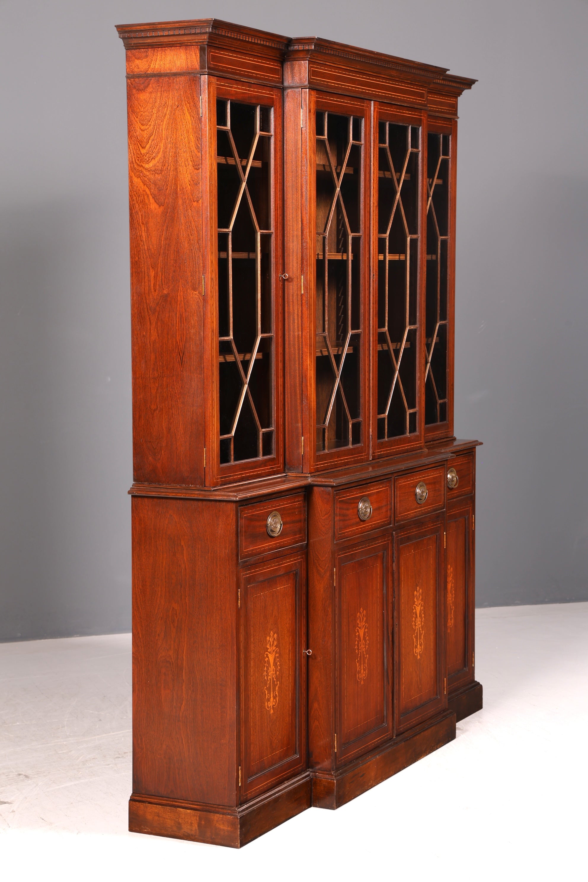 Beeindruckende Englische Vitrine Mahagoni Bibliothek Bücherschrank Glasvitrine Buffet Schrank Antik Vintage