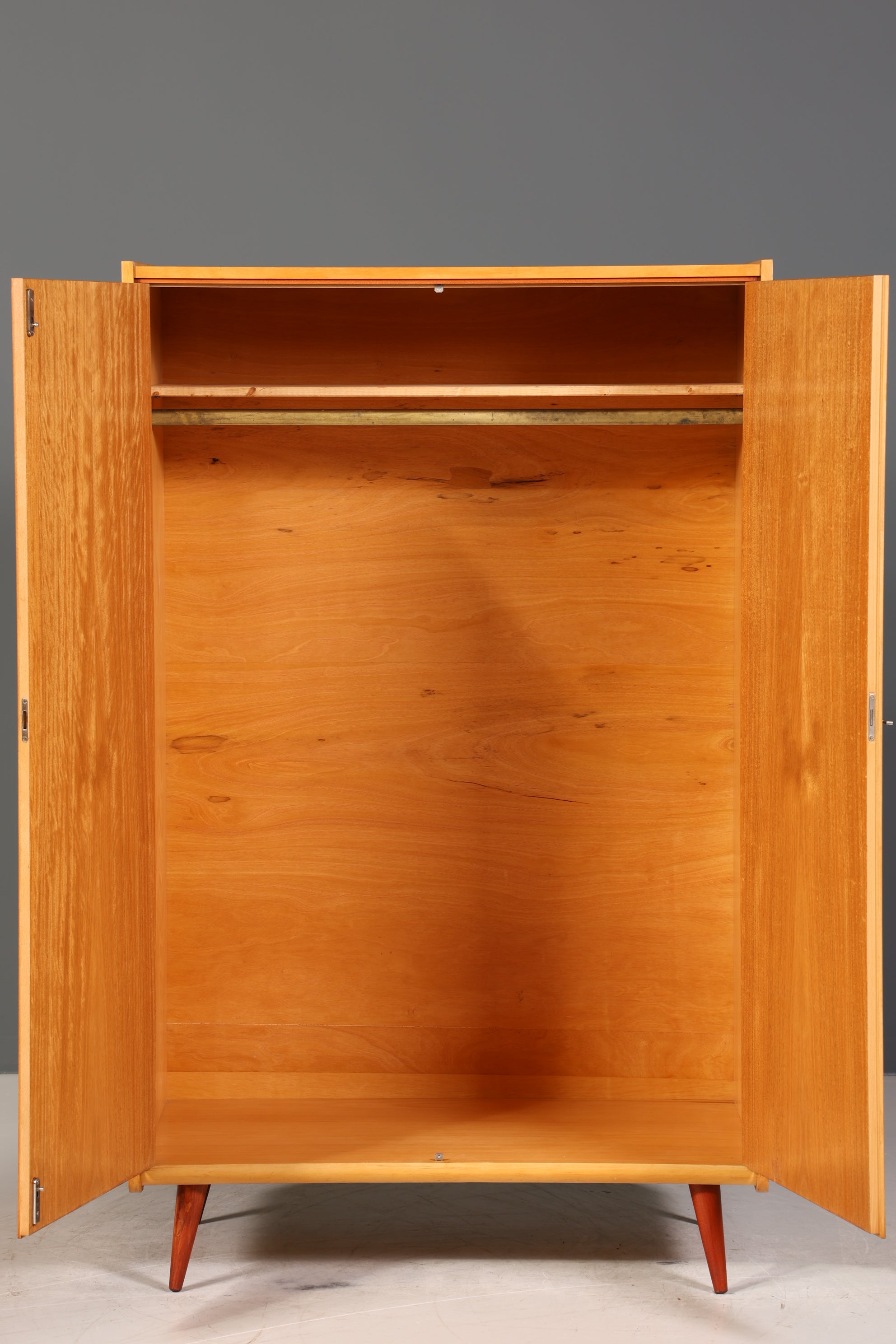 Traumhafter Mid Century Kleiderschrank Vintage Schrank Retro VEB Wäscheschrank